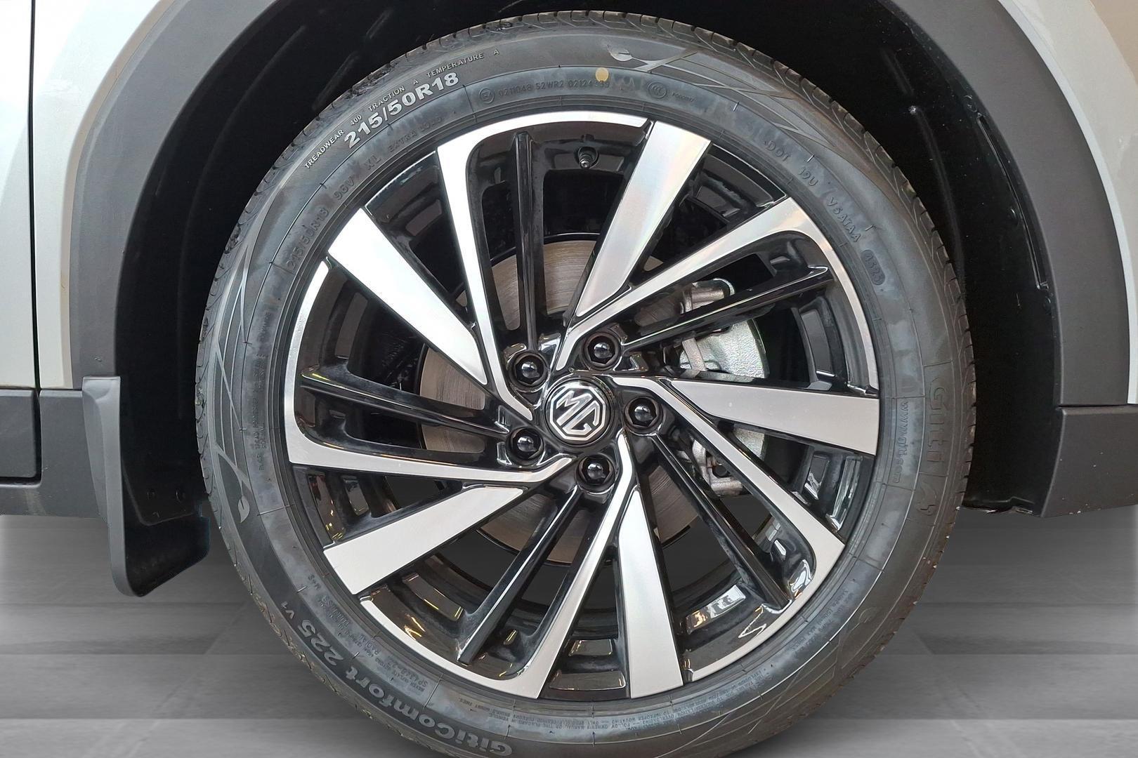 MG ZS 2025
