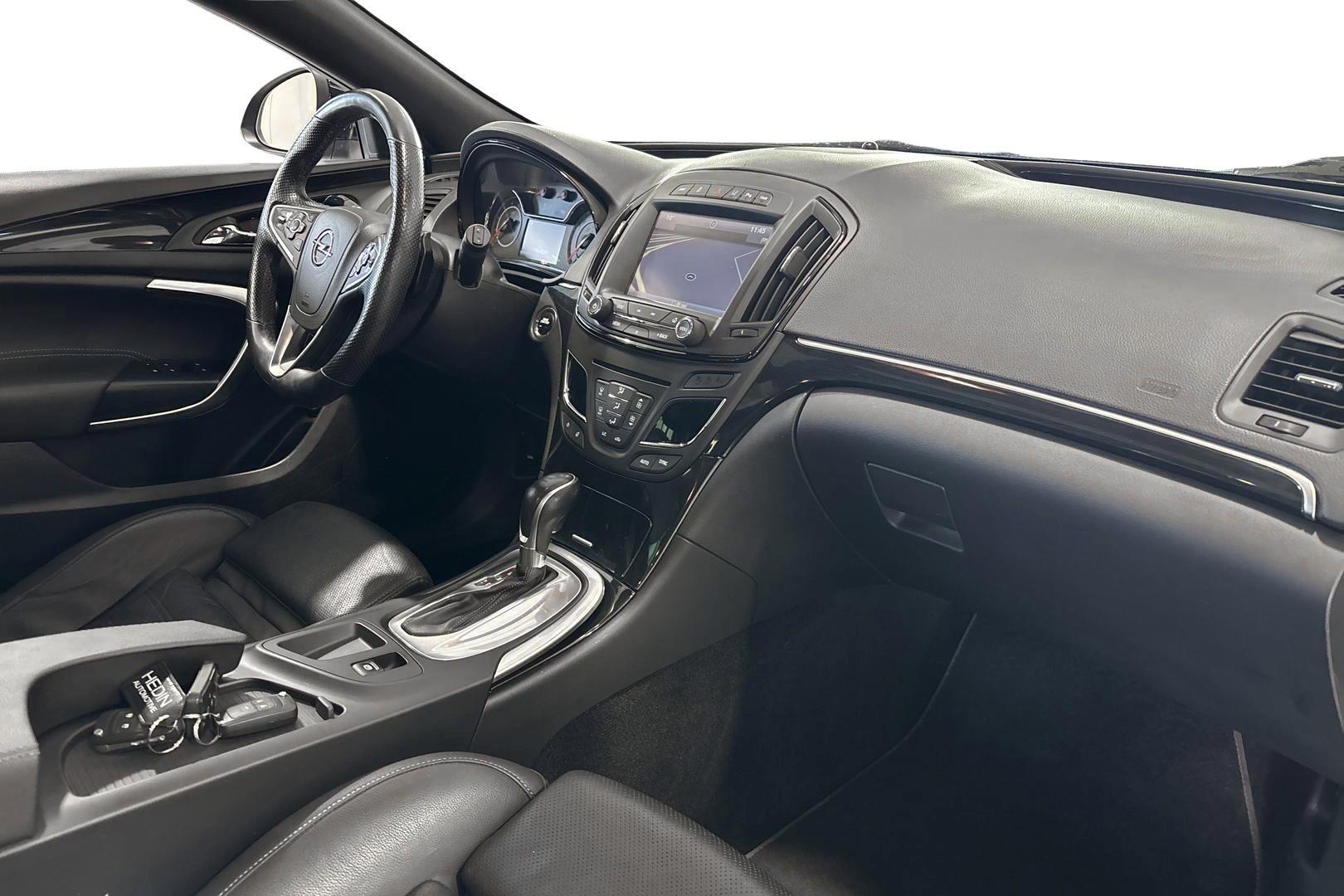 OPEL INSIGNIA 2016