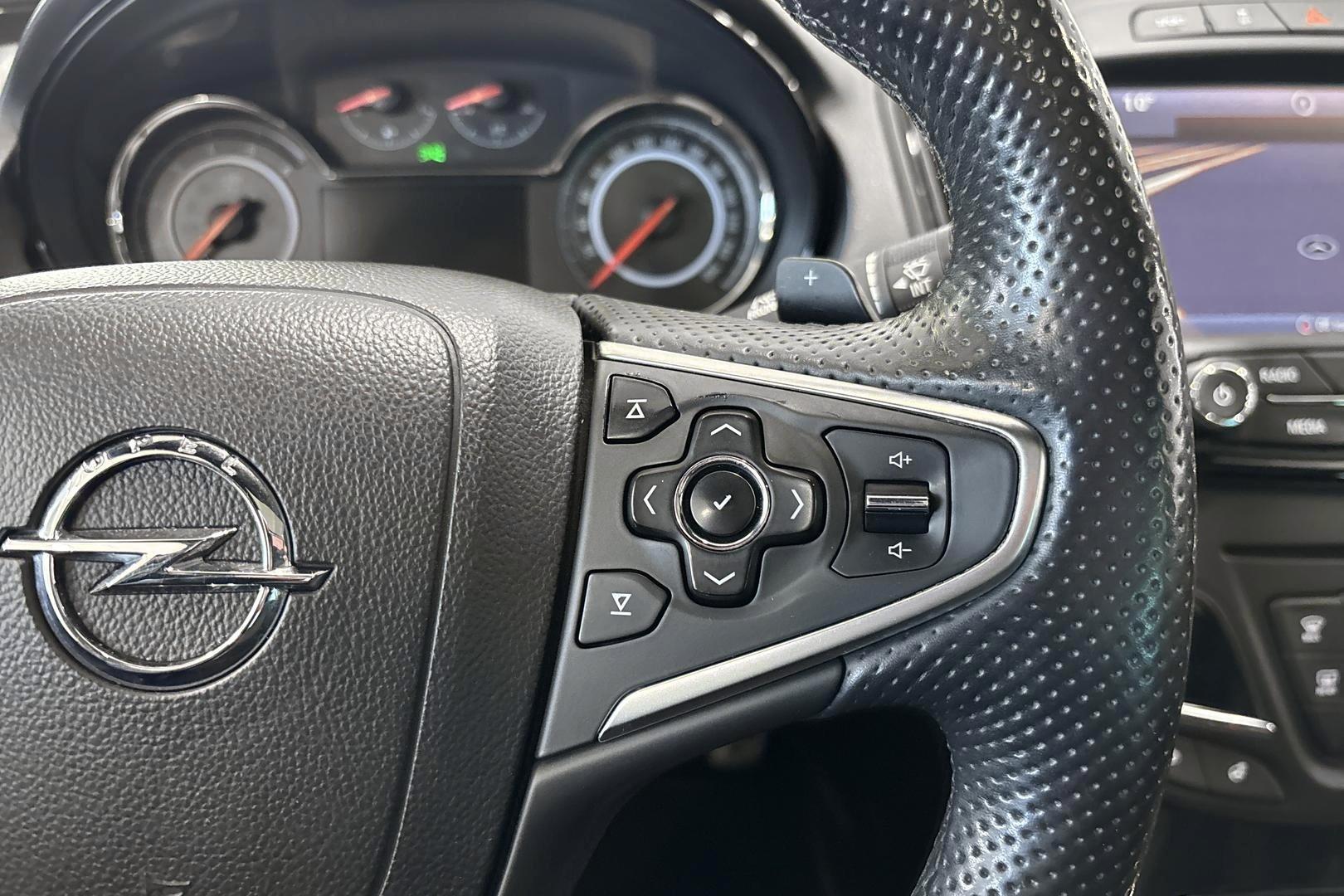 OPEL INSIGNIA 2016