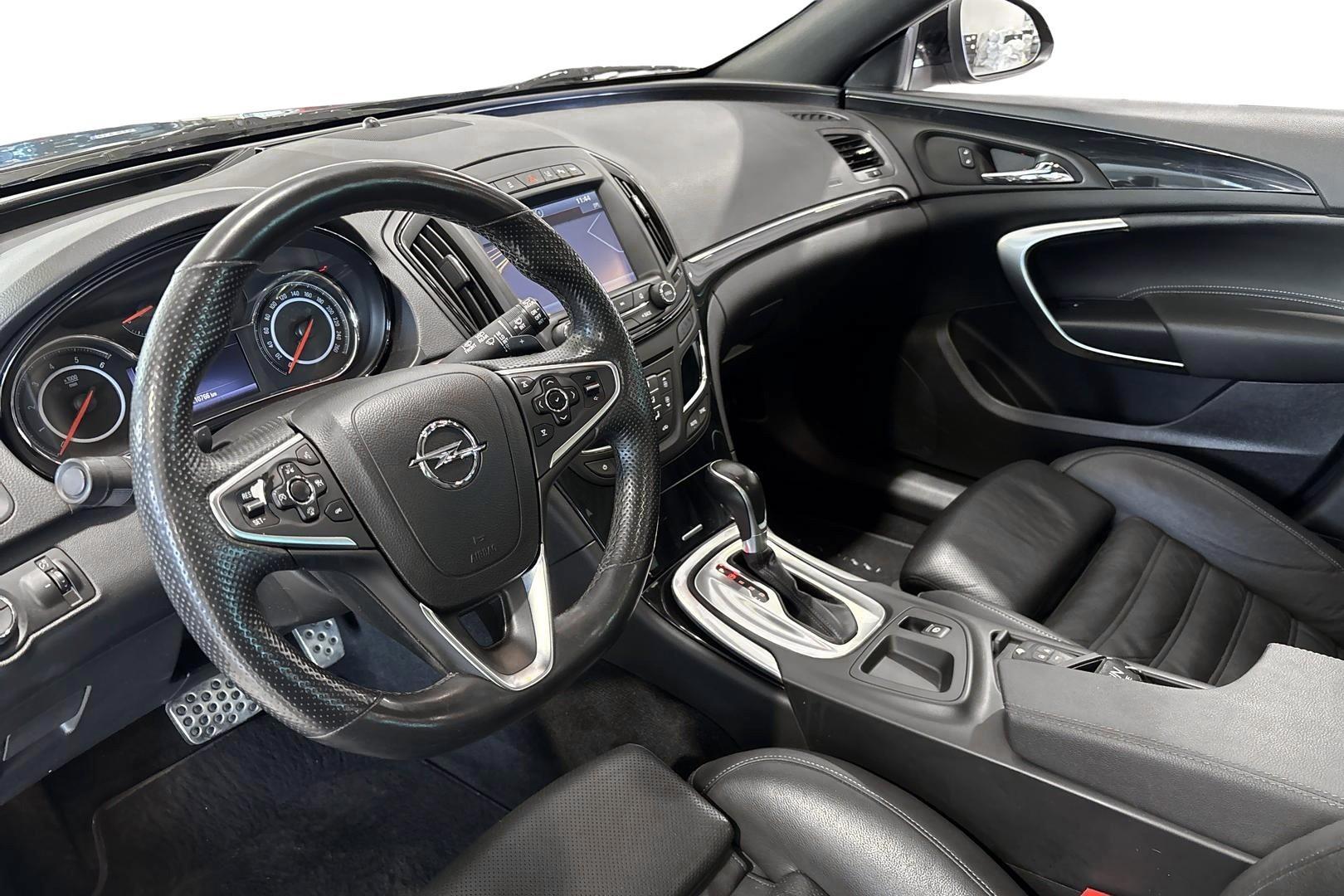 OPEL INSIGNIA 2016