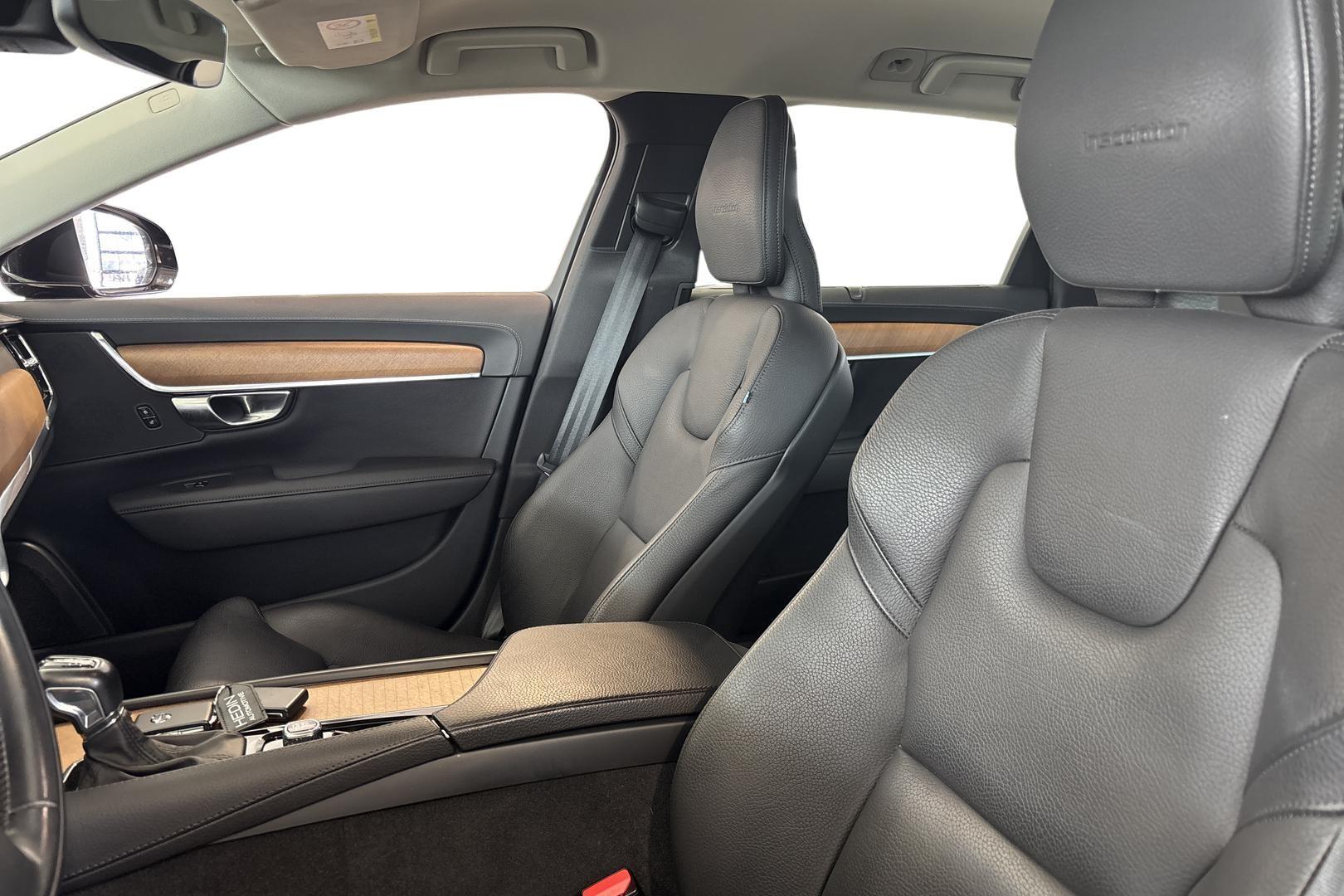 Volvo V90 2020