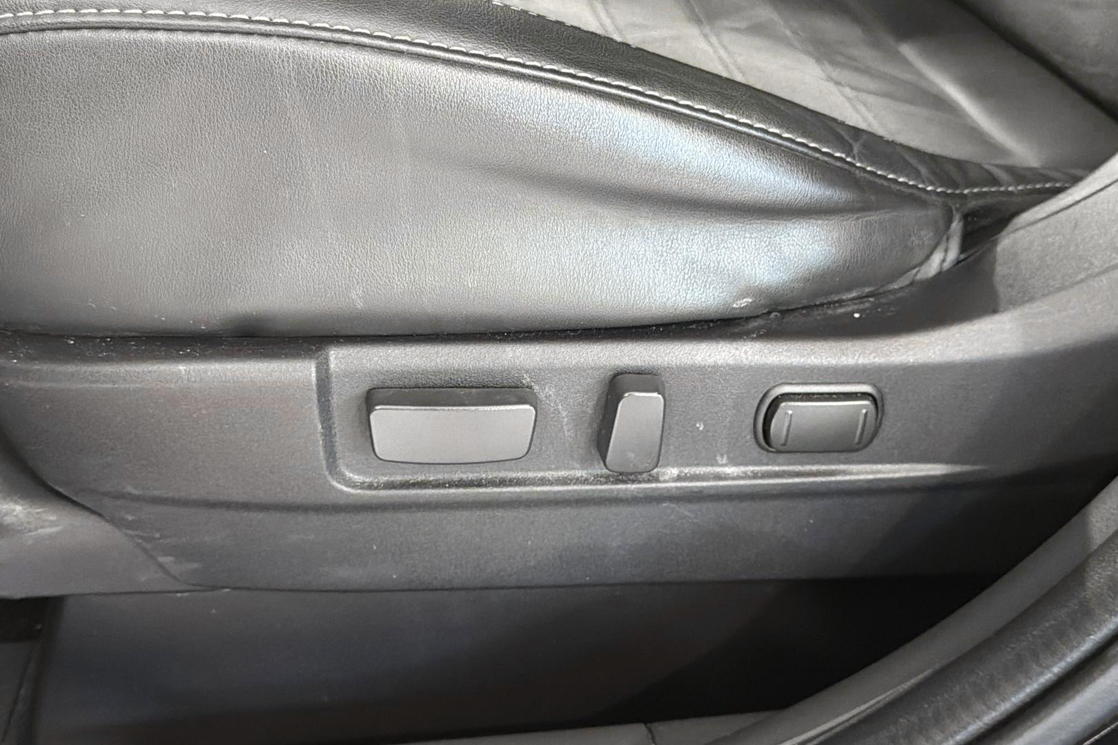 MITSUBISHI Outlander PHEV 2019