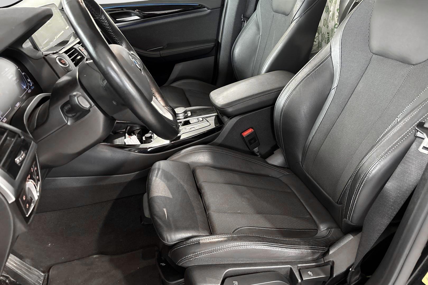 BMW X3 2021