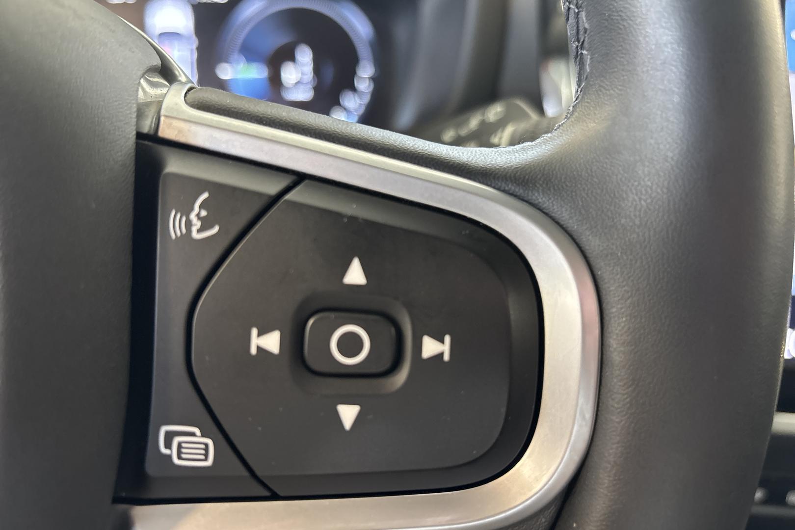 VOLVO V60 2022
