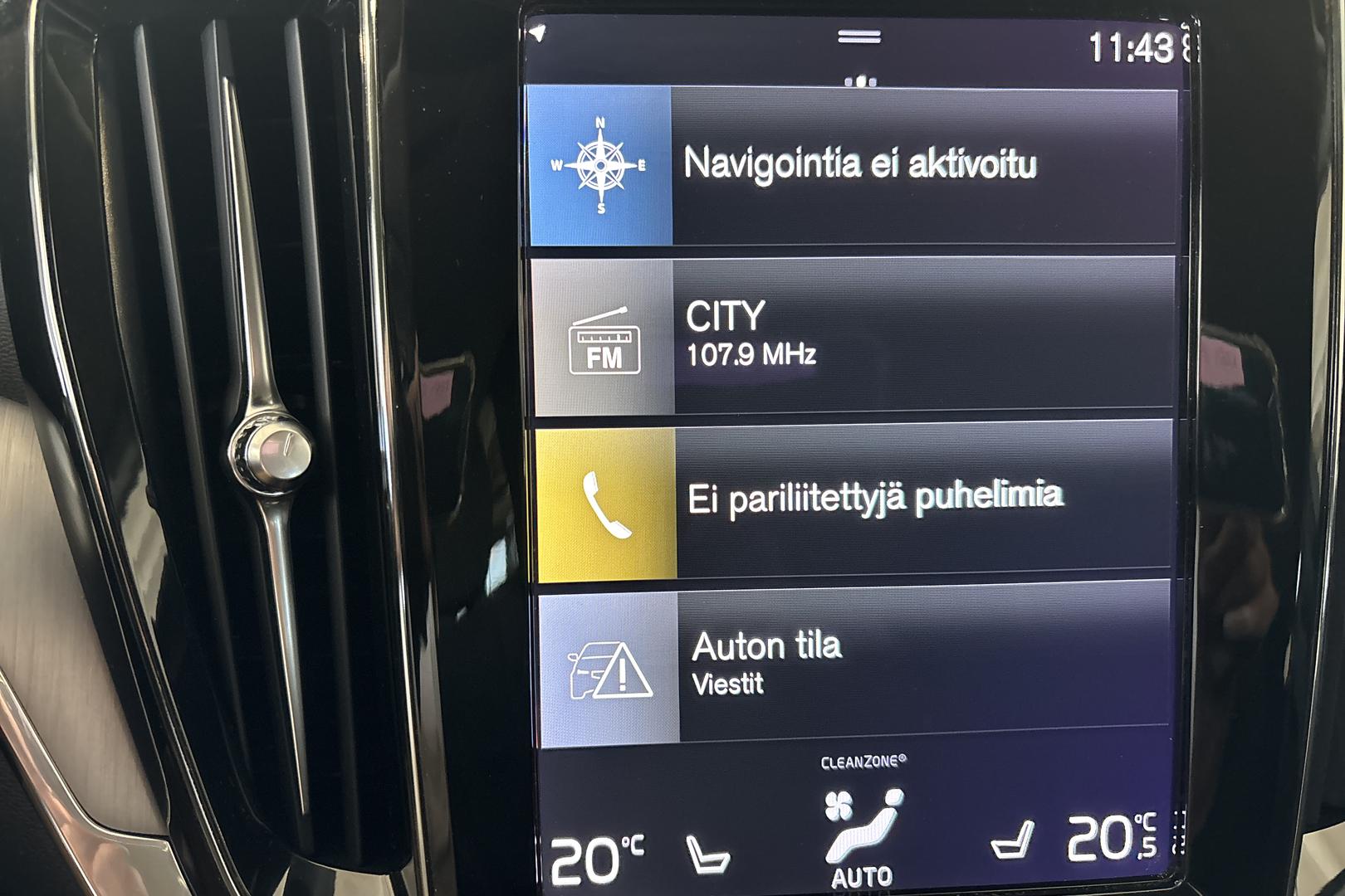 VOLVO V60 2022