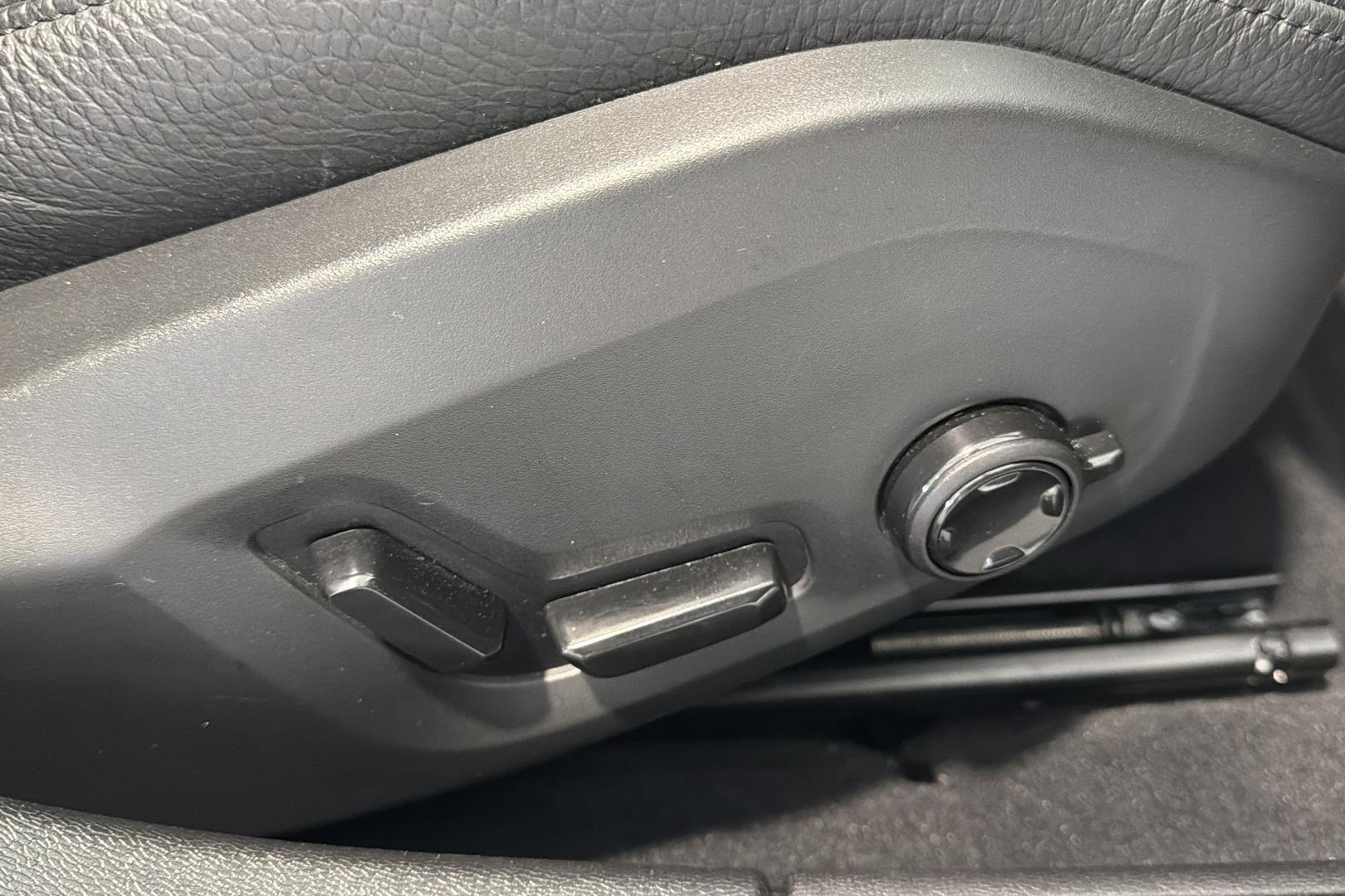Volvo S60 2023