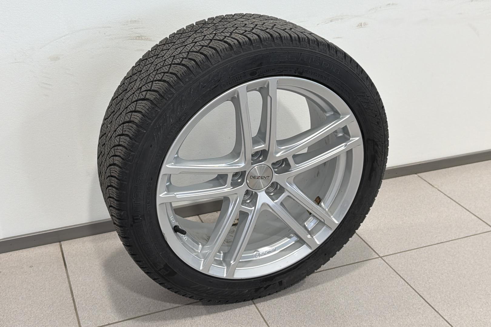 Volvo S60 2023