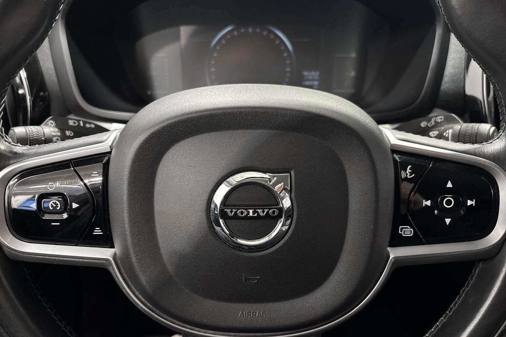 VOLVO V60 2018