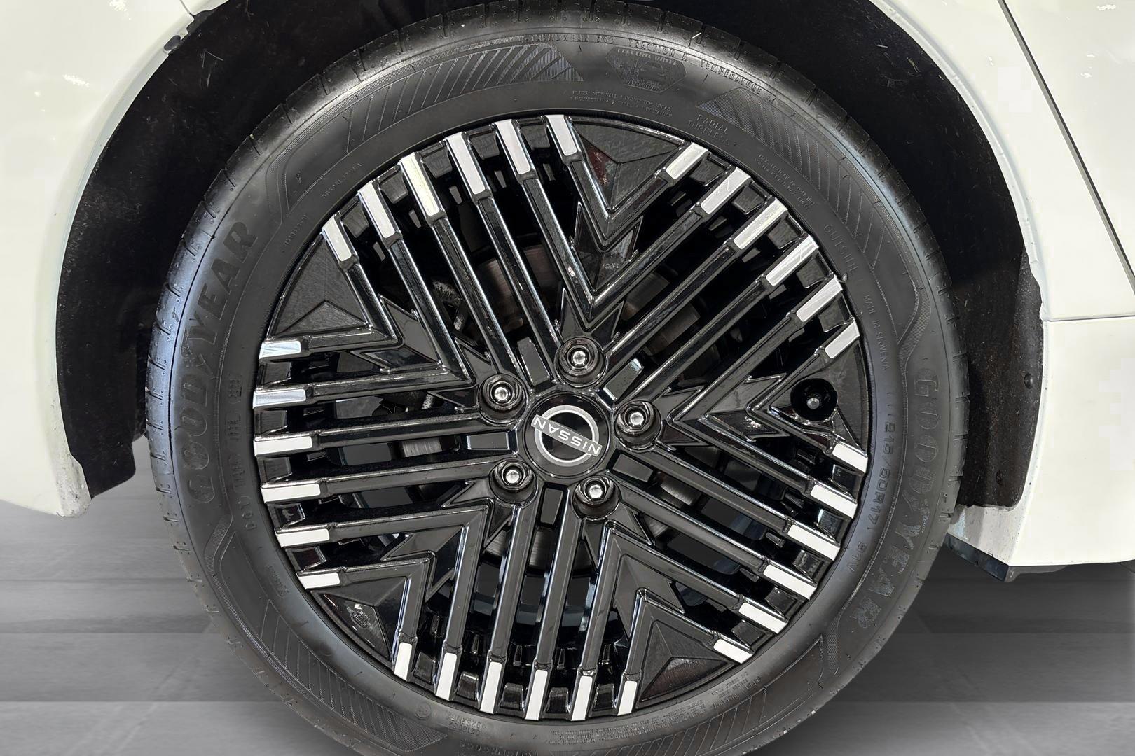 NISSAN Leaf 2023