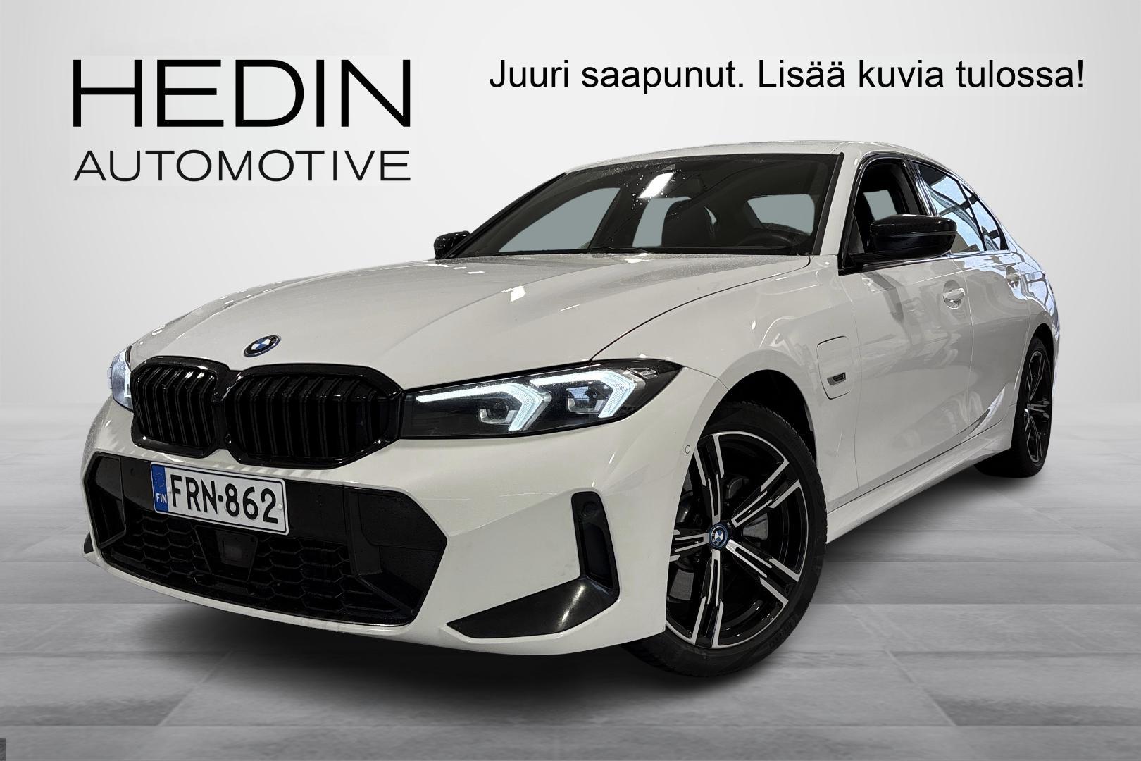 BMW 330 2023
