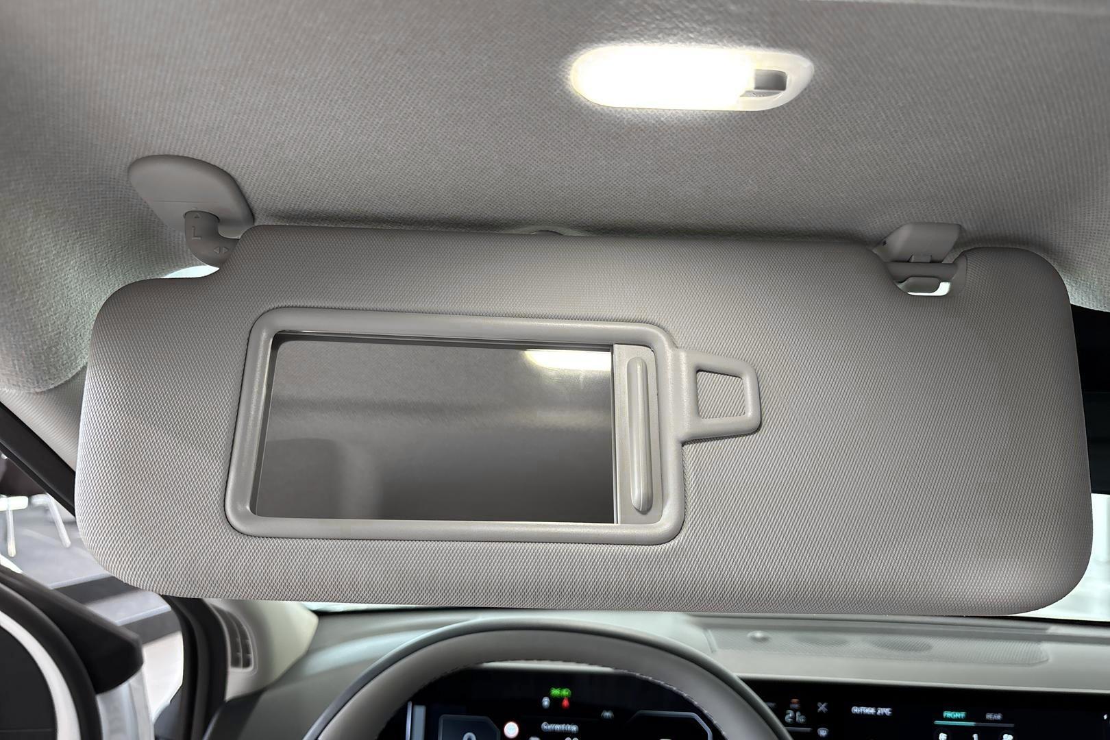 Kia EV4 32