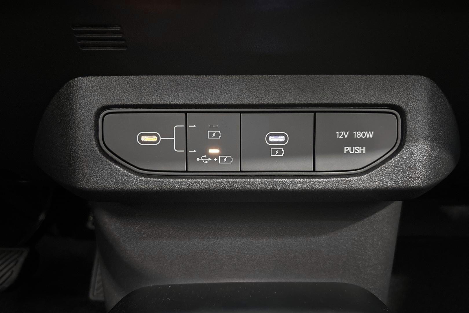 Kia EV4 38