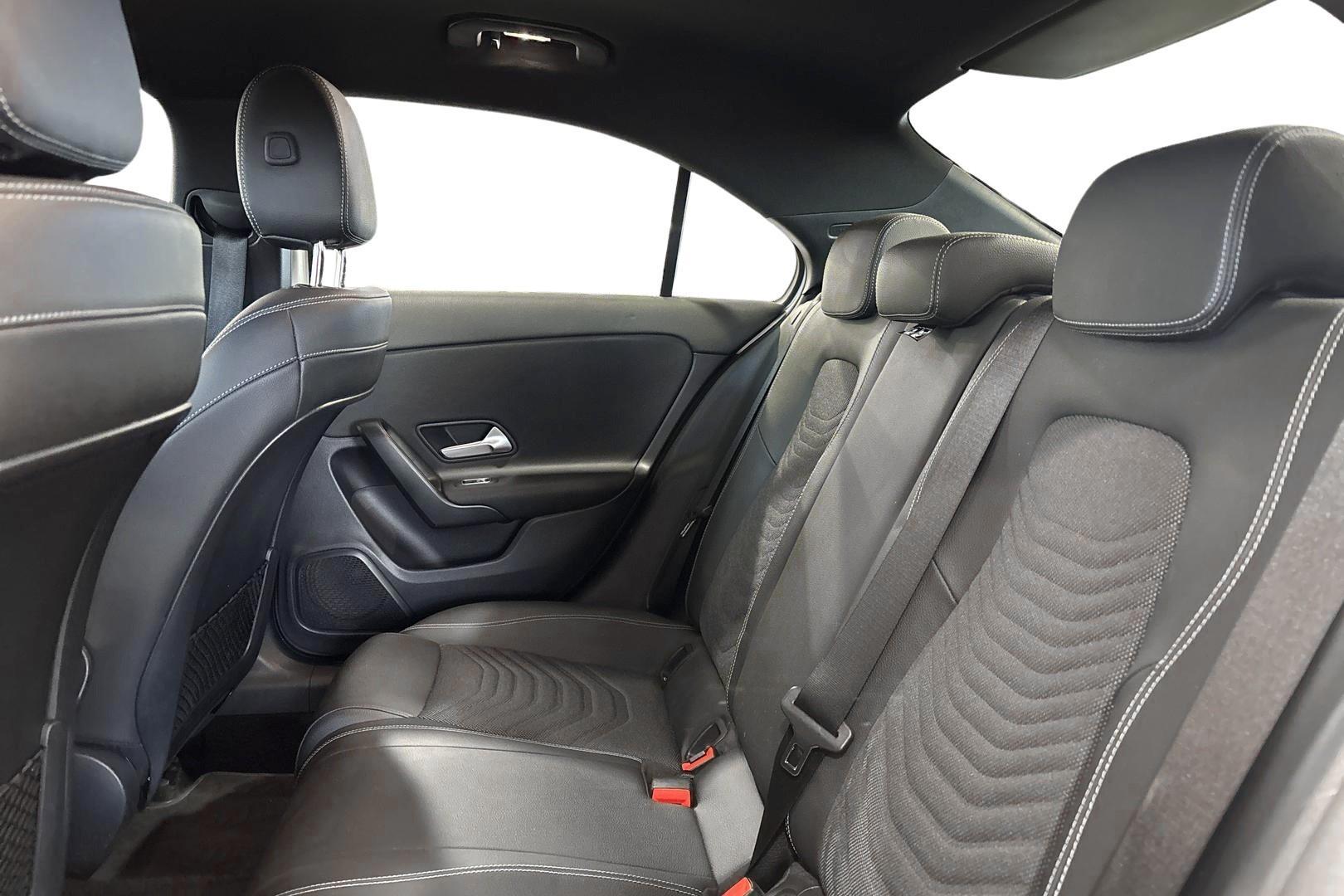 MERCEDES-BENZ A 2020