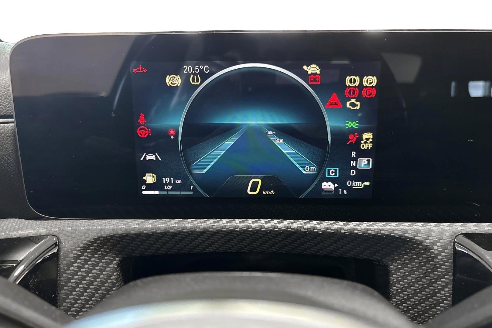 MERCEDES-BENZ A 2020