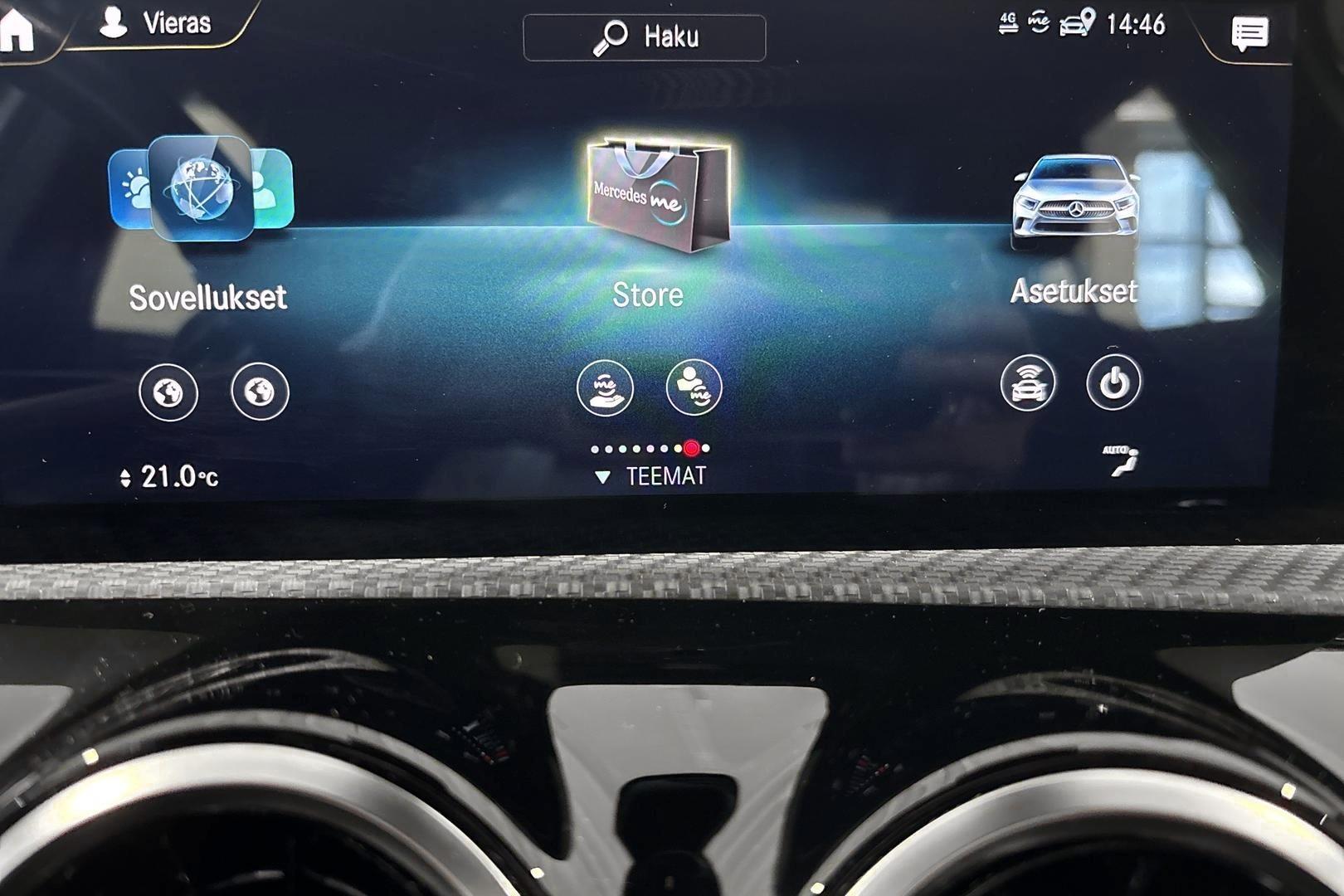 MERCEDES-BENZ A 2020