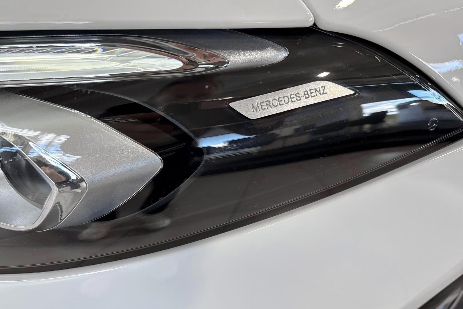 MERCEDES-BENZ A 2020