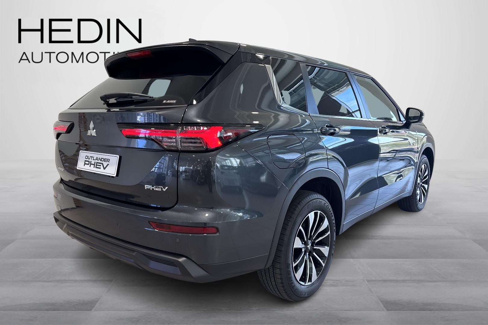 Mitsubishi Outlander 2025