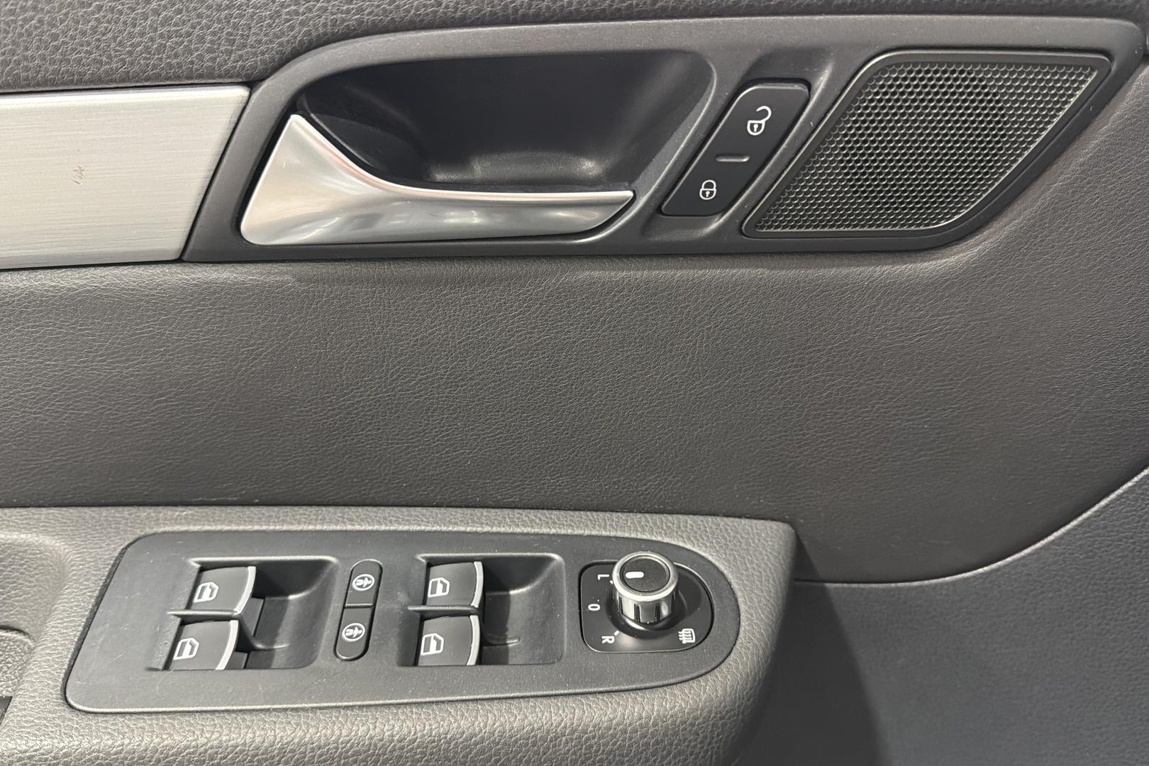 VOLKSWAGEN SHARAN 2013