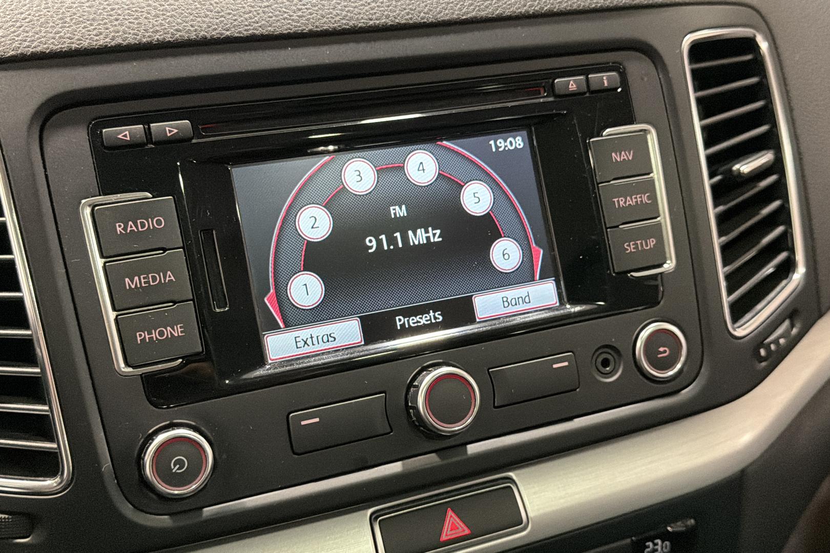 VOLKSWAGEN SHARAN 2013