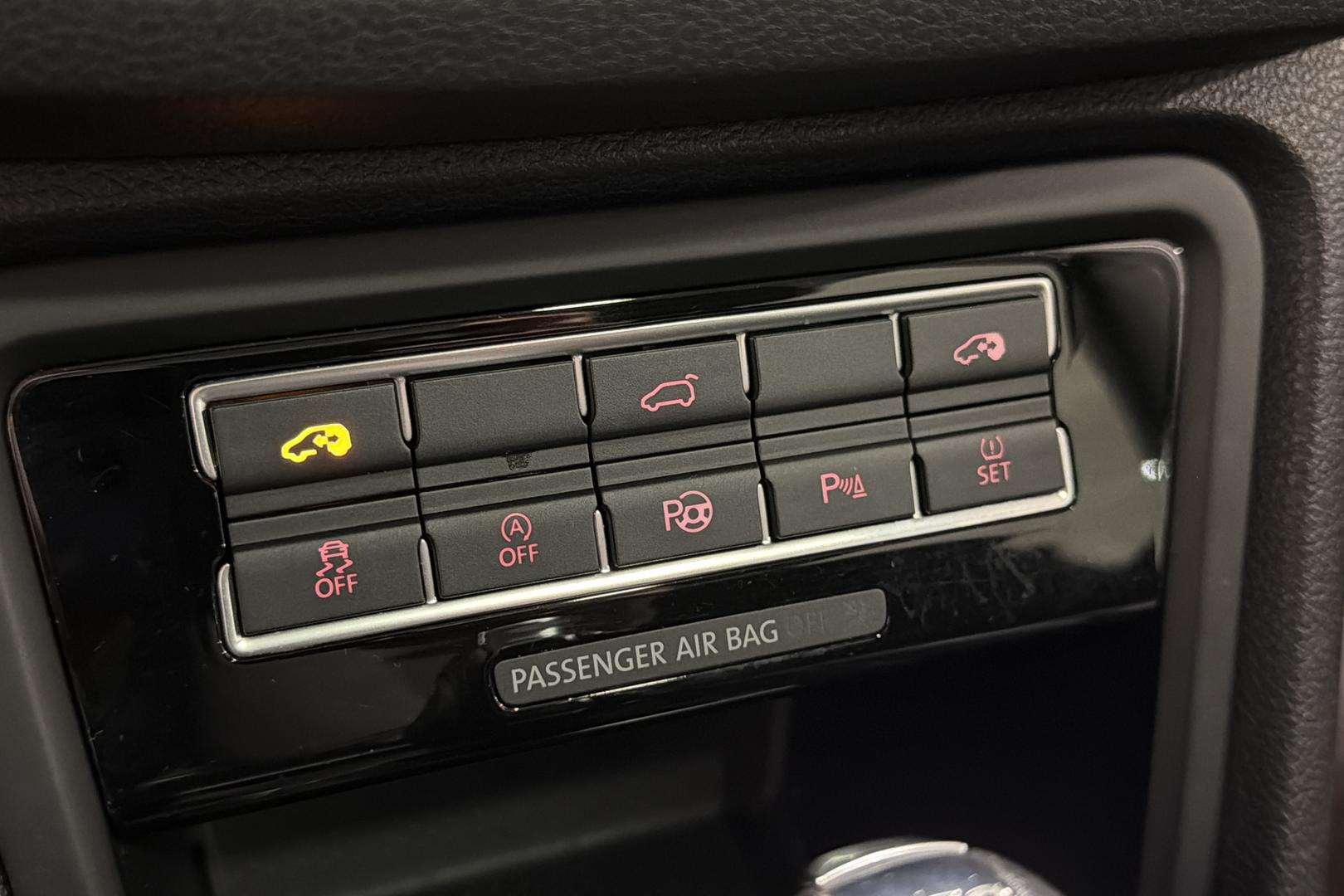 VOLKSWAGEN SHARAN 2013