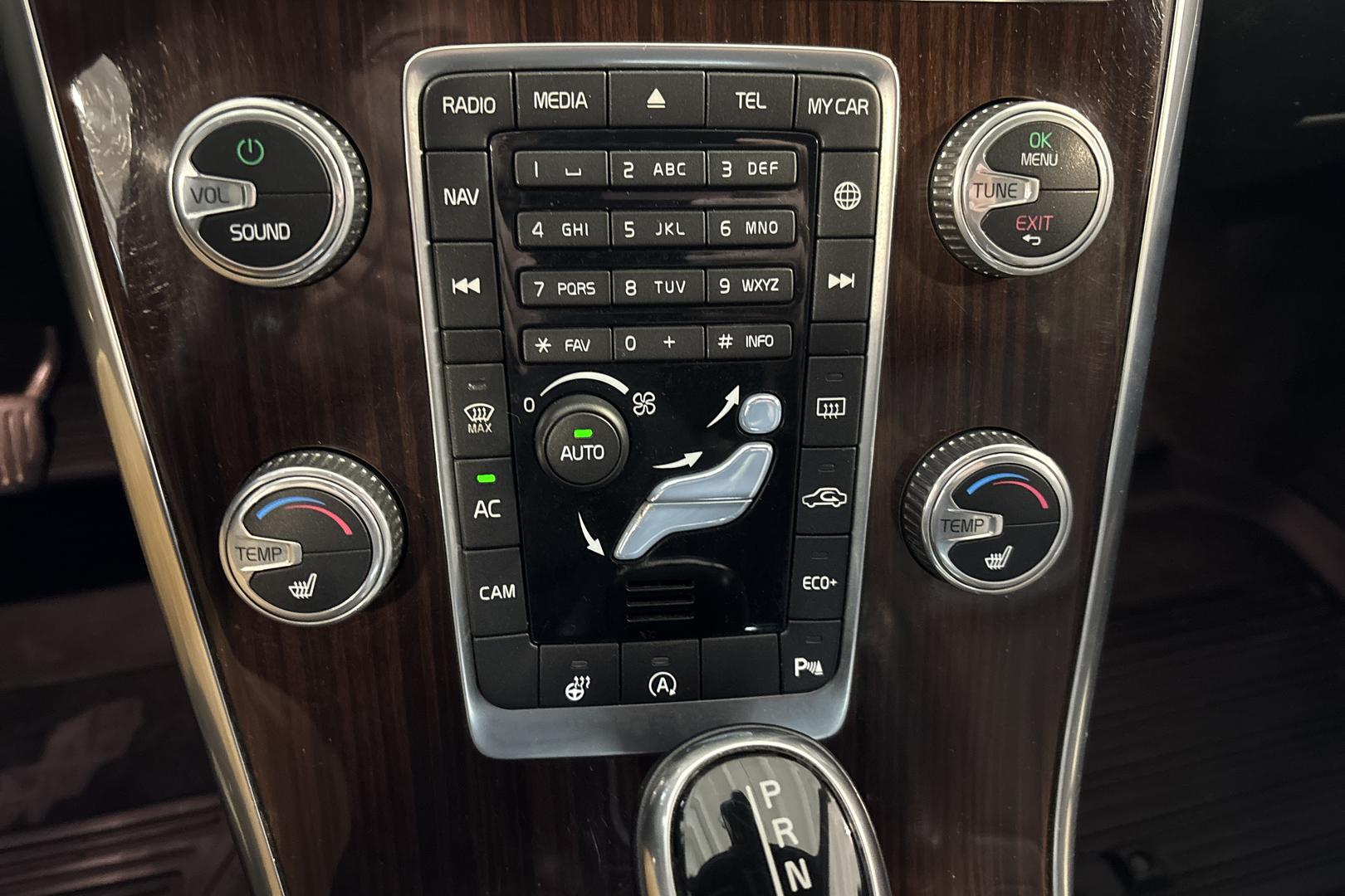 VOLVO XC60 2014