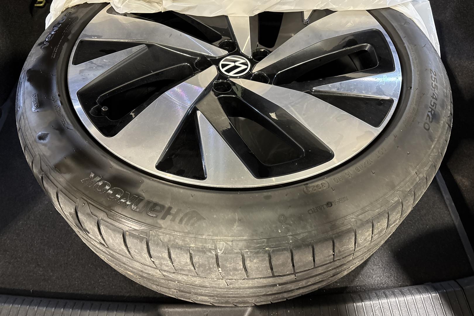 VOLKSWAGEN ID.4 2021