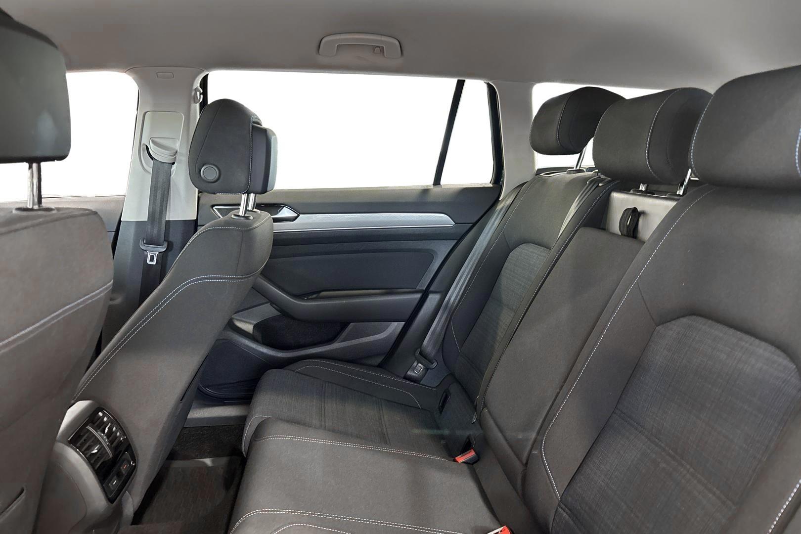 VOLKSWAGEN PASSAT 2020