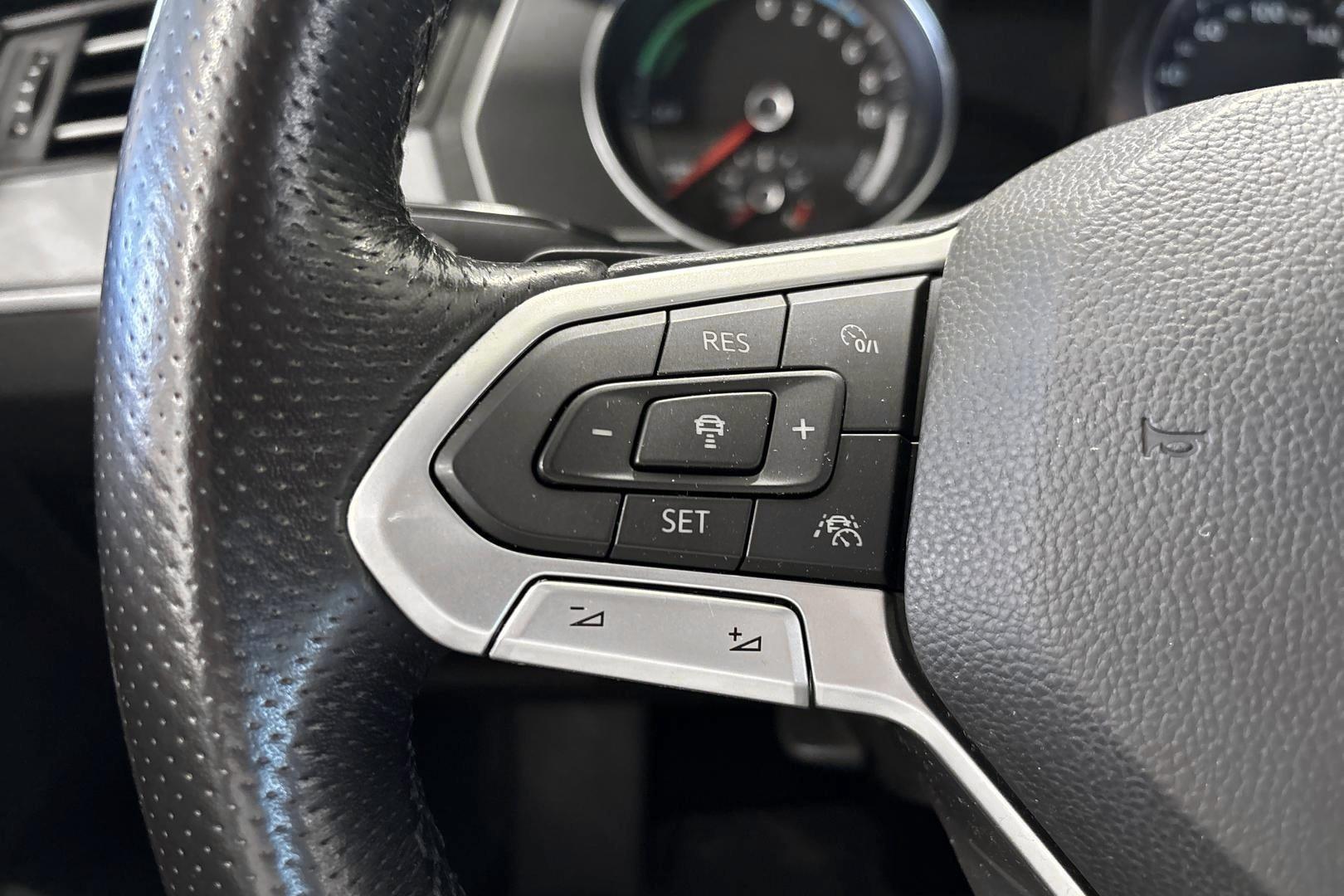 VOLKSWAGEN PASSAT 2020