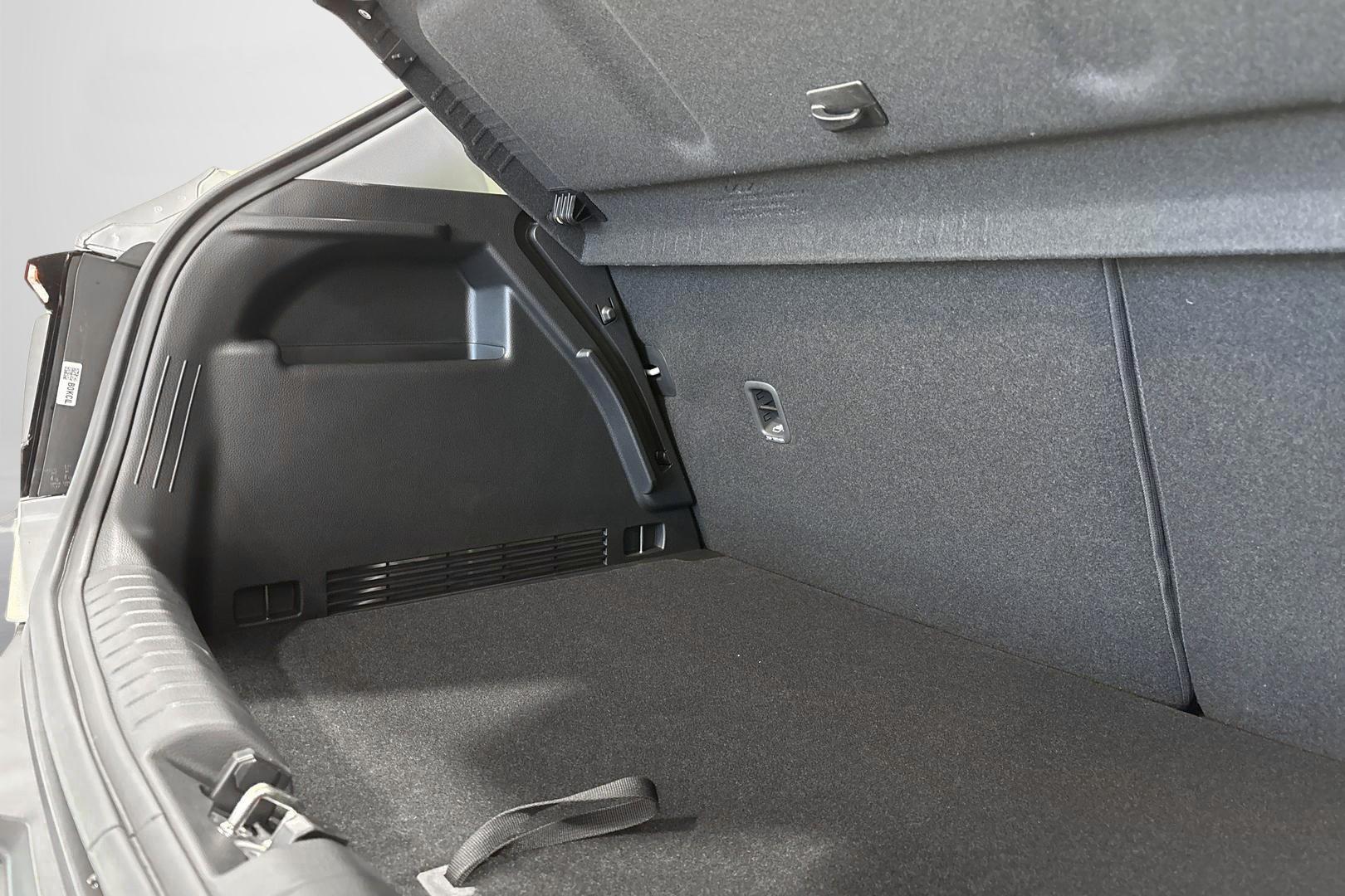 KIA STONIC 13