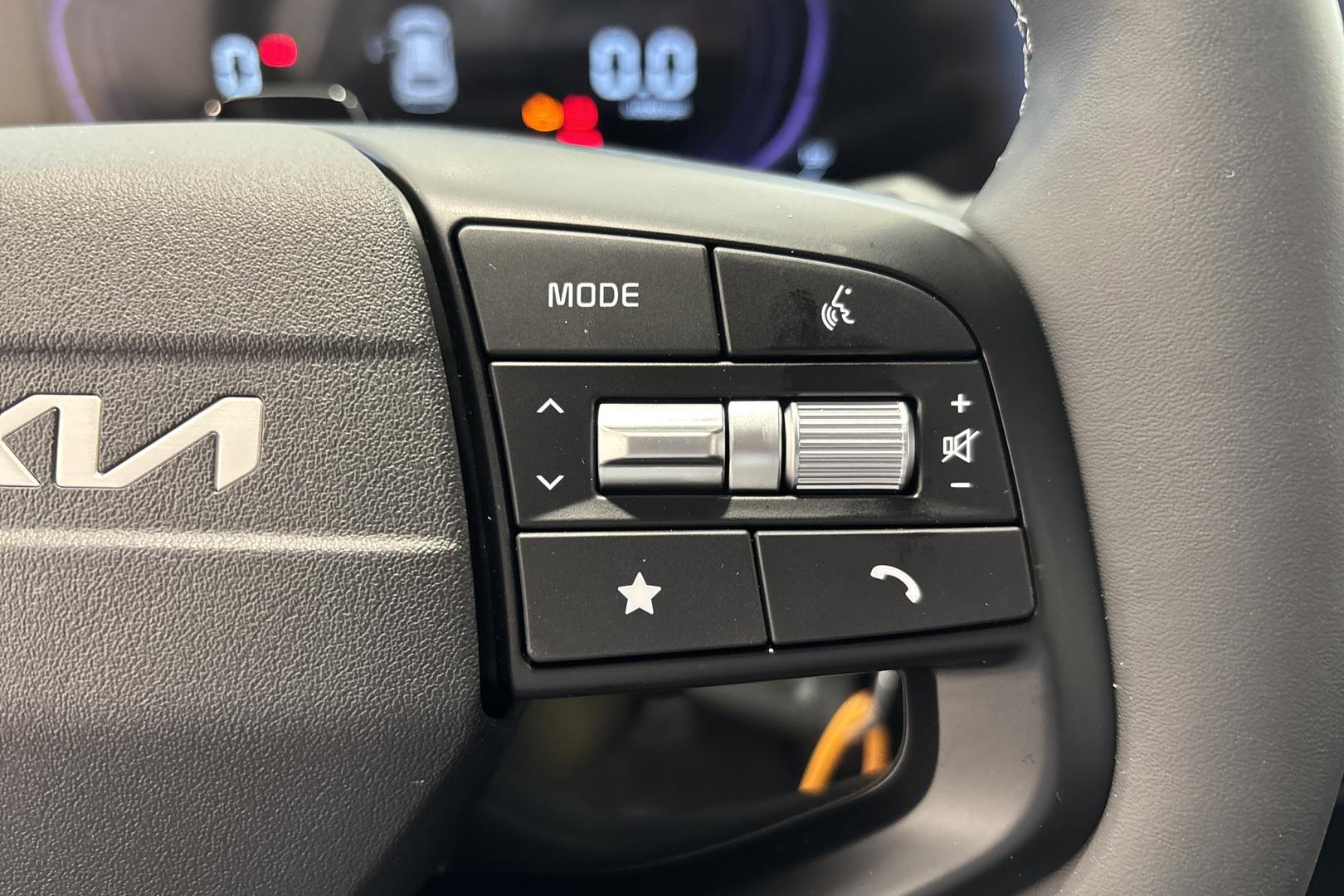 KIA STONIC 18