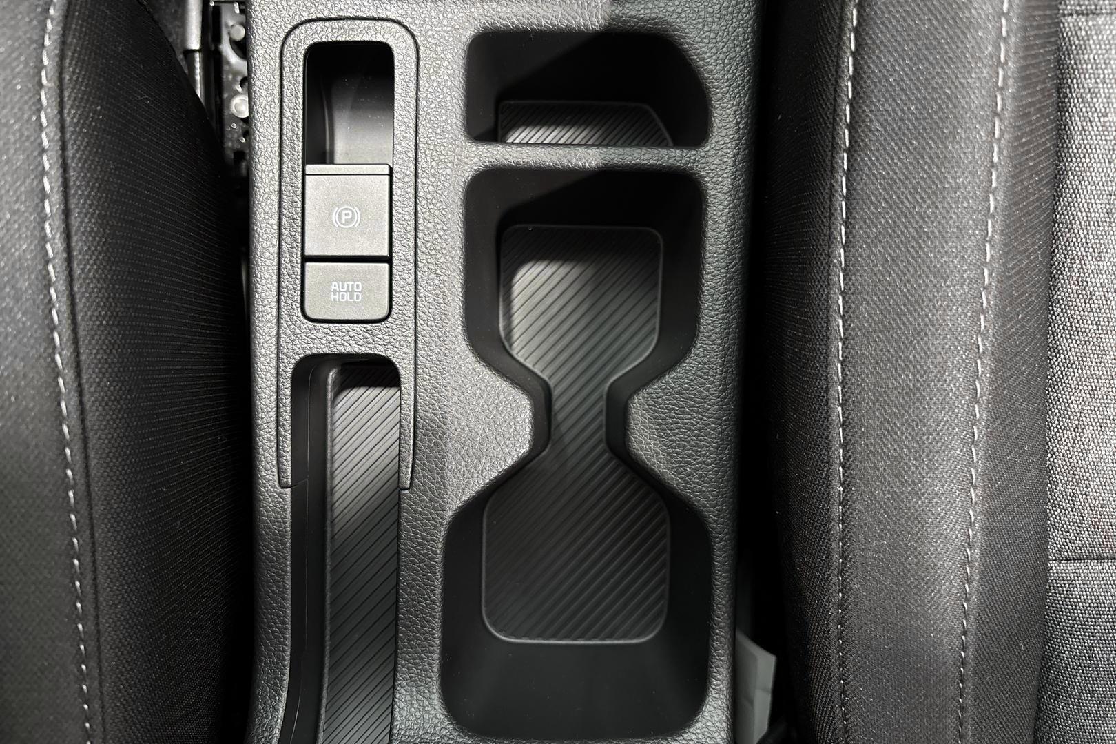 KIA STONIC 29