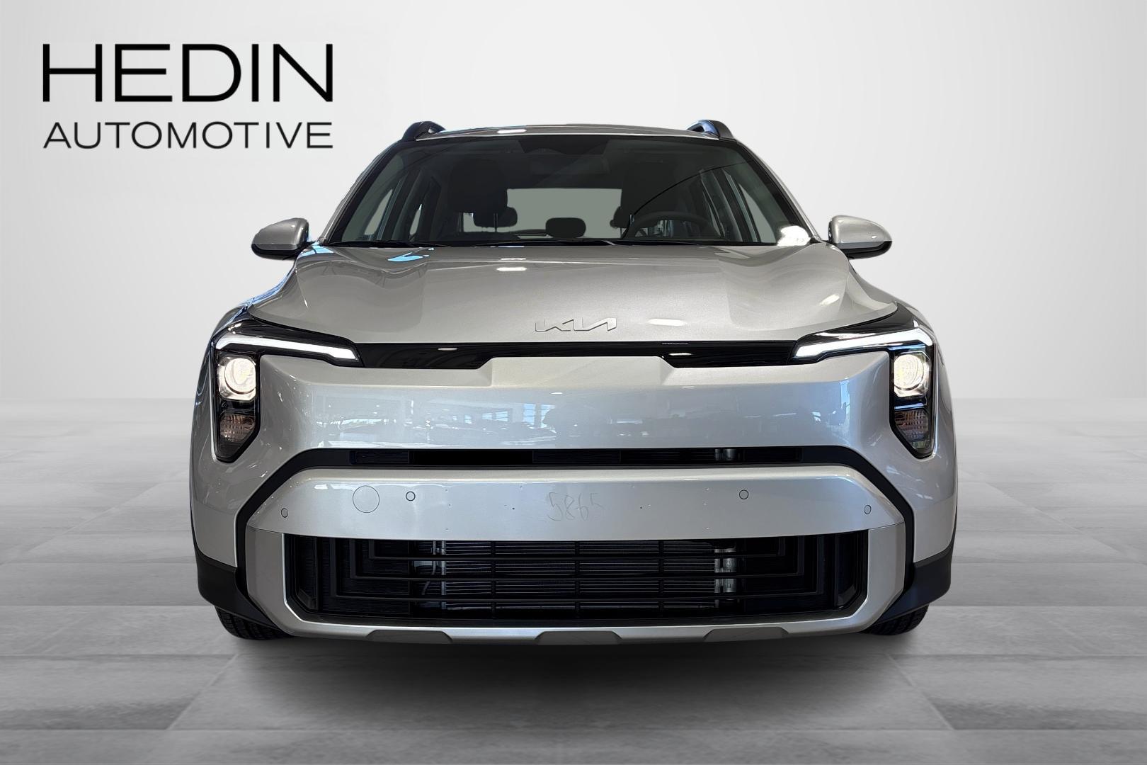 KIA STONIC 4