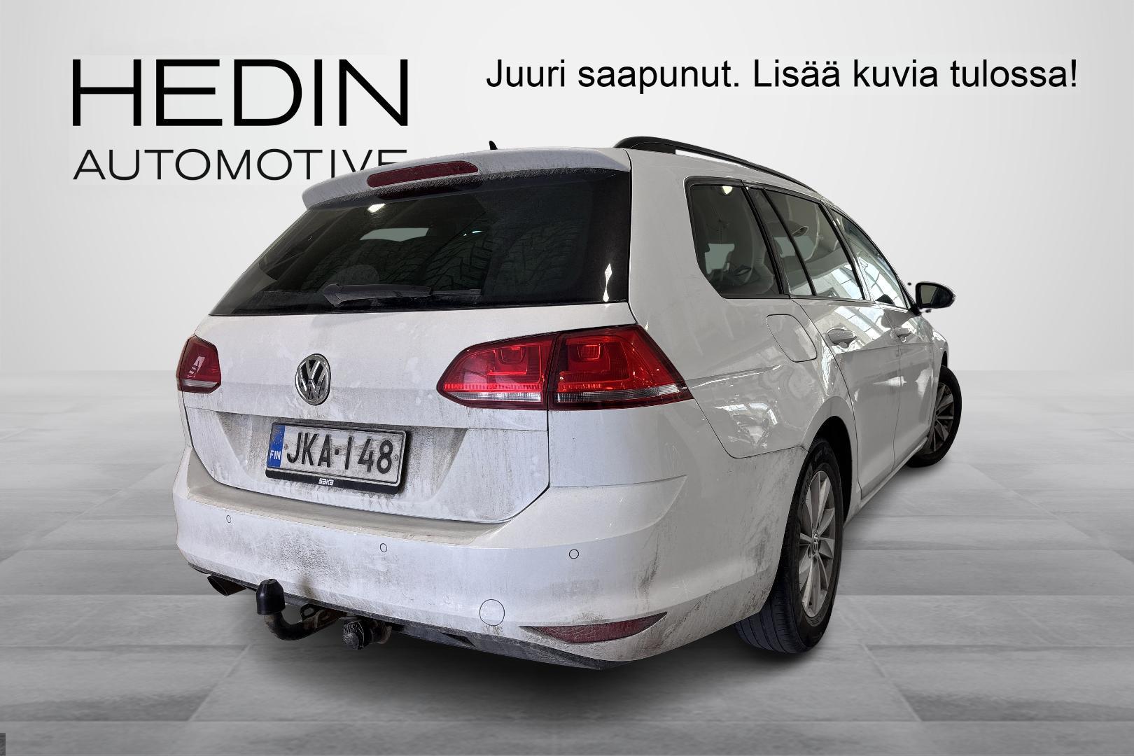 VOLKSWAGEN Golf 2016