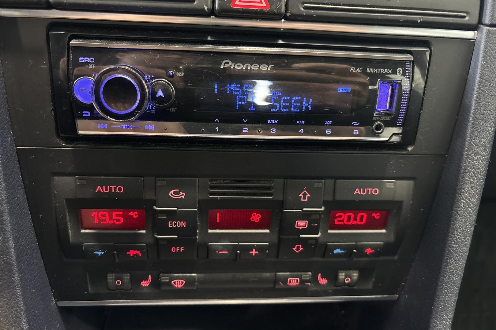 AUDI A4 2003