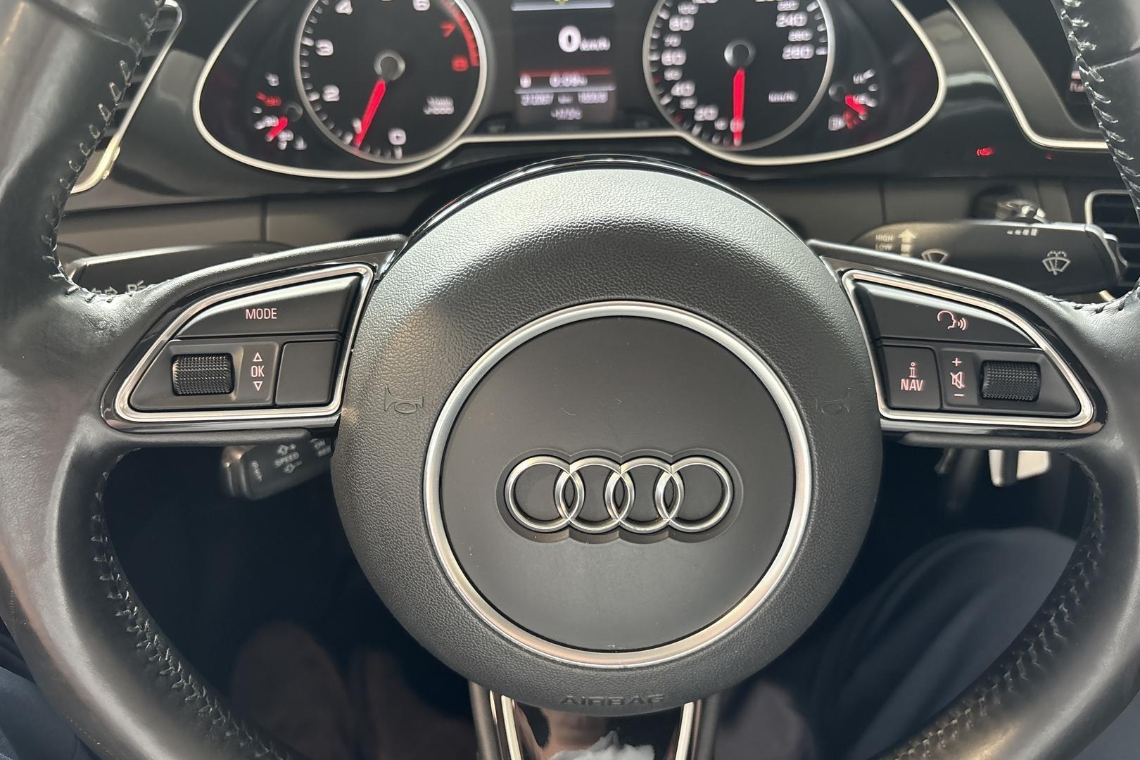 AUDI A4 2015