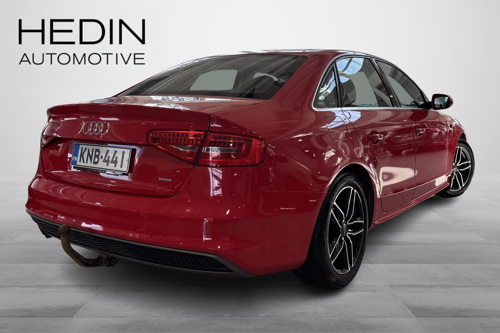 AUDI A4 2015