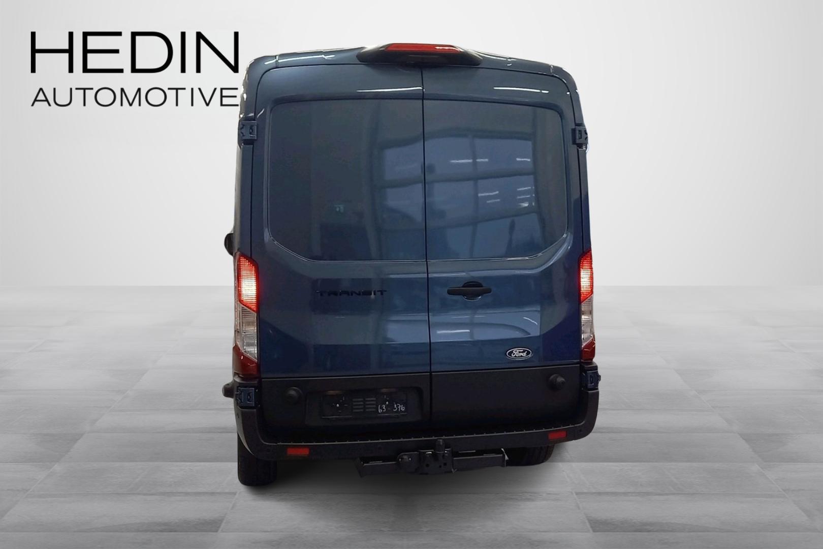 FORD TRANSIT 2025