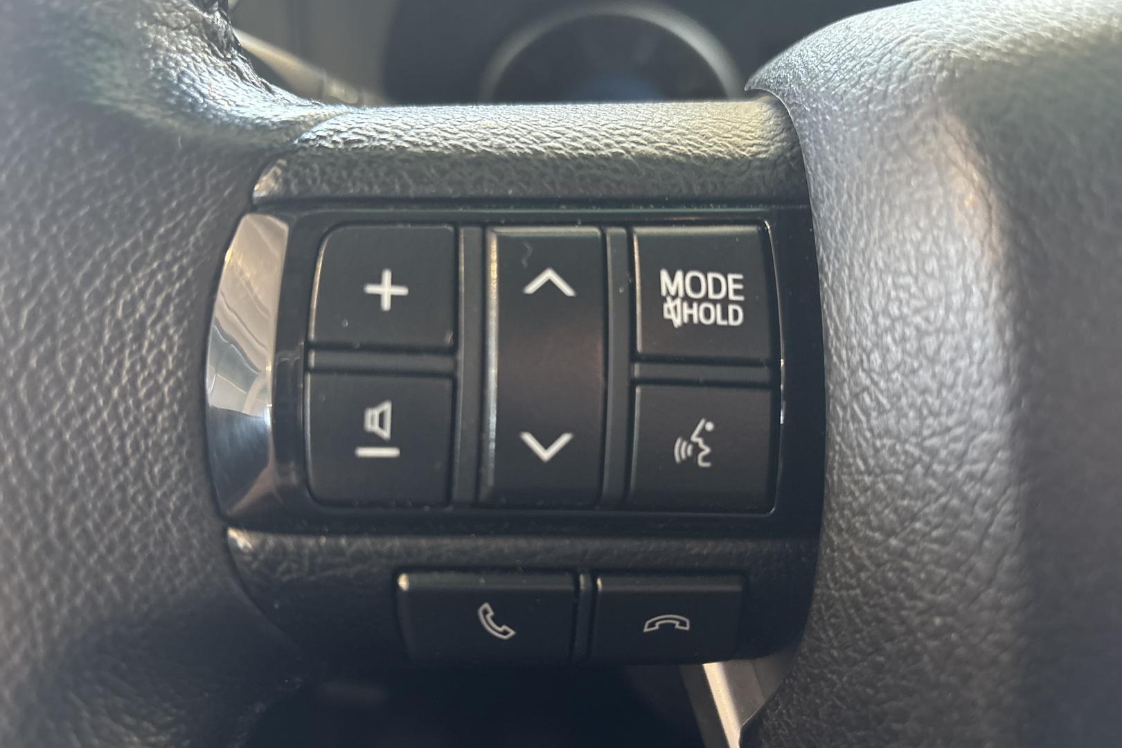 TOYOTA HILUX 21