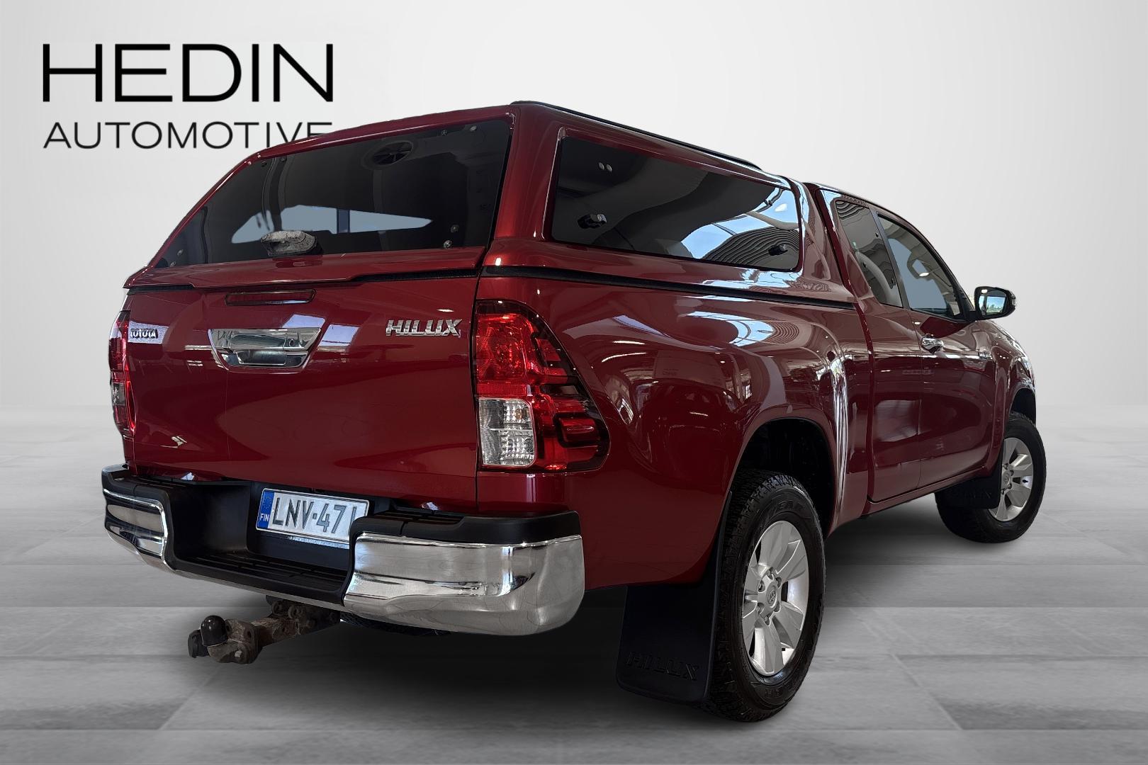 TOYOTA HILUX 3