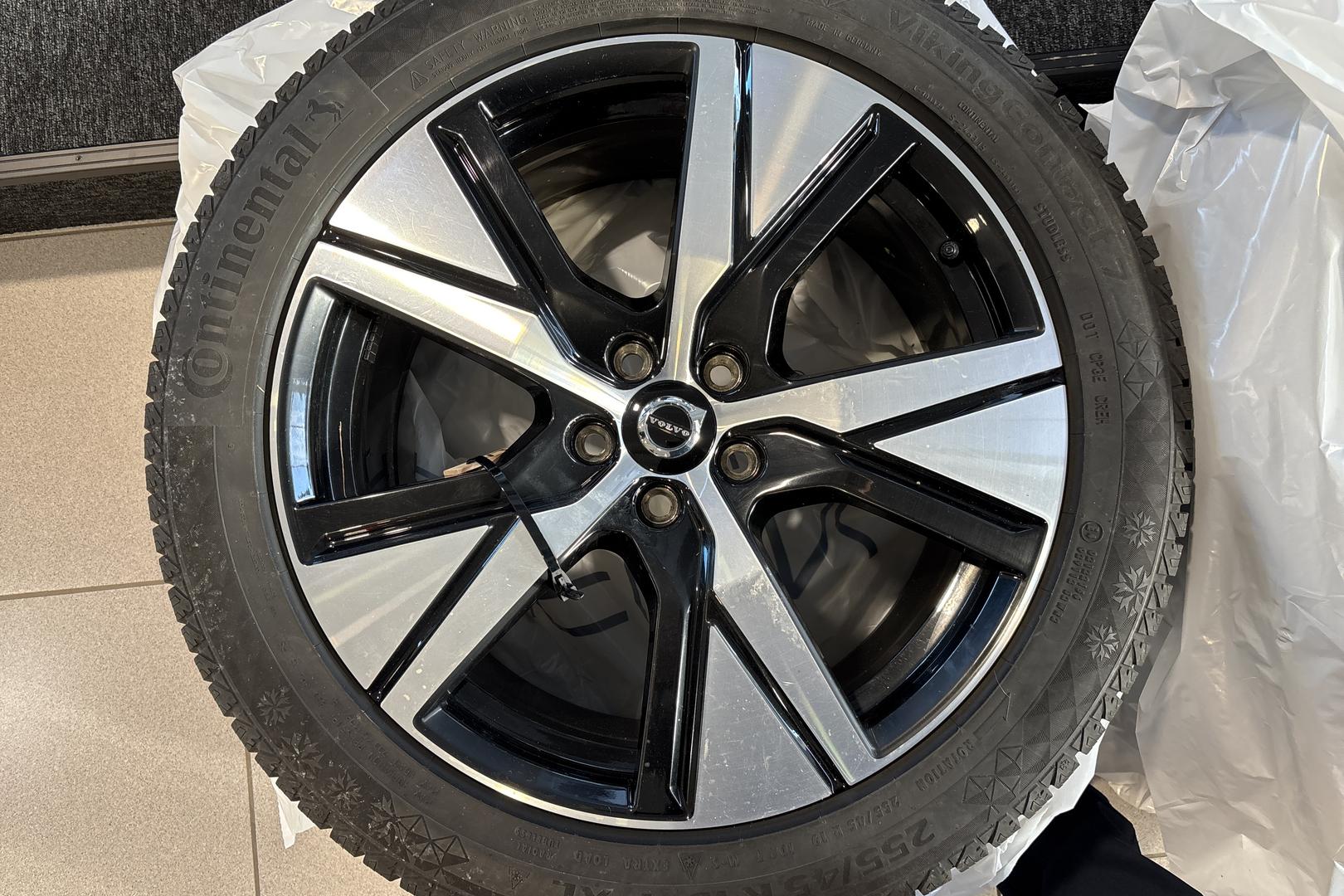 Volvo XC40 2021