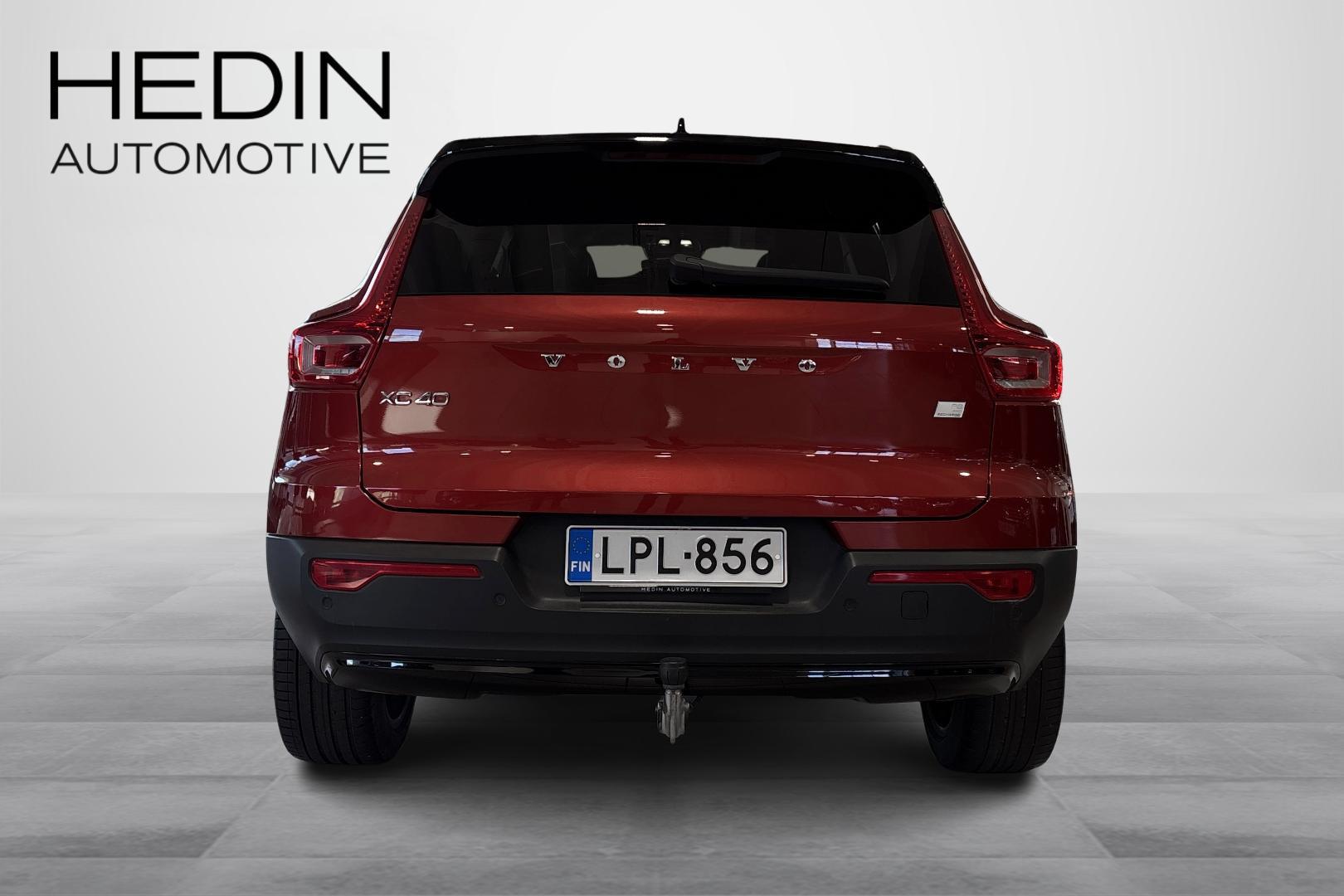 Volvo XC40 2021
