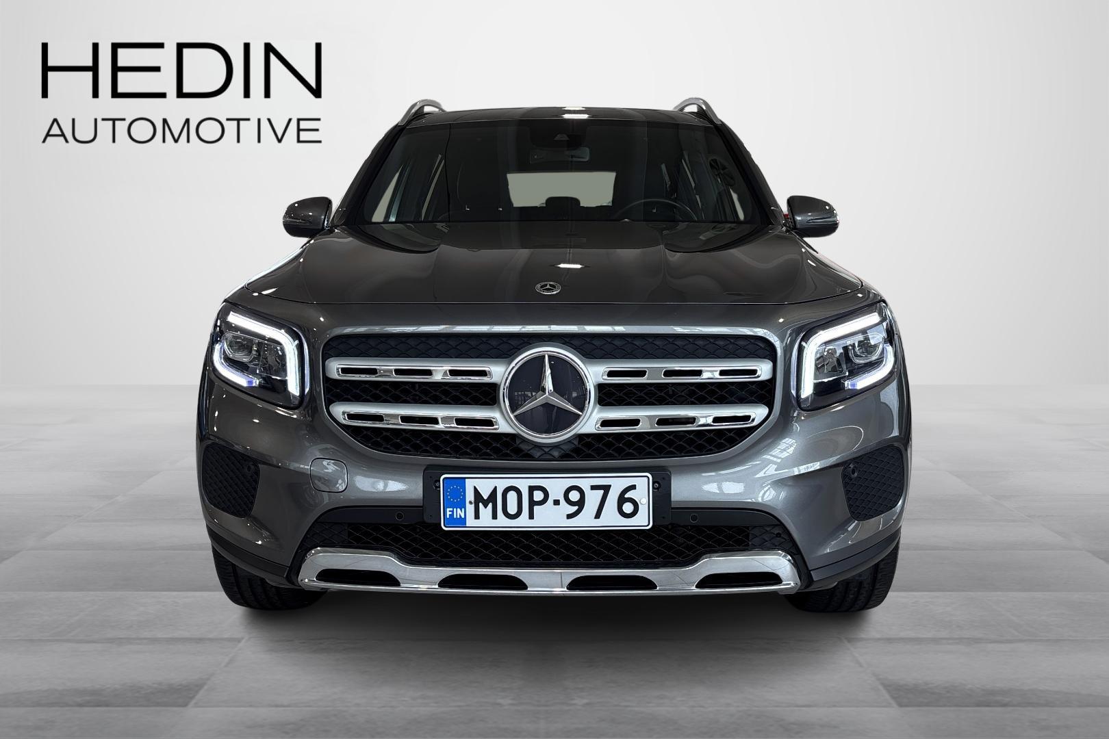 MERCEDES-BENZ GLB 2023