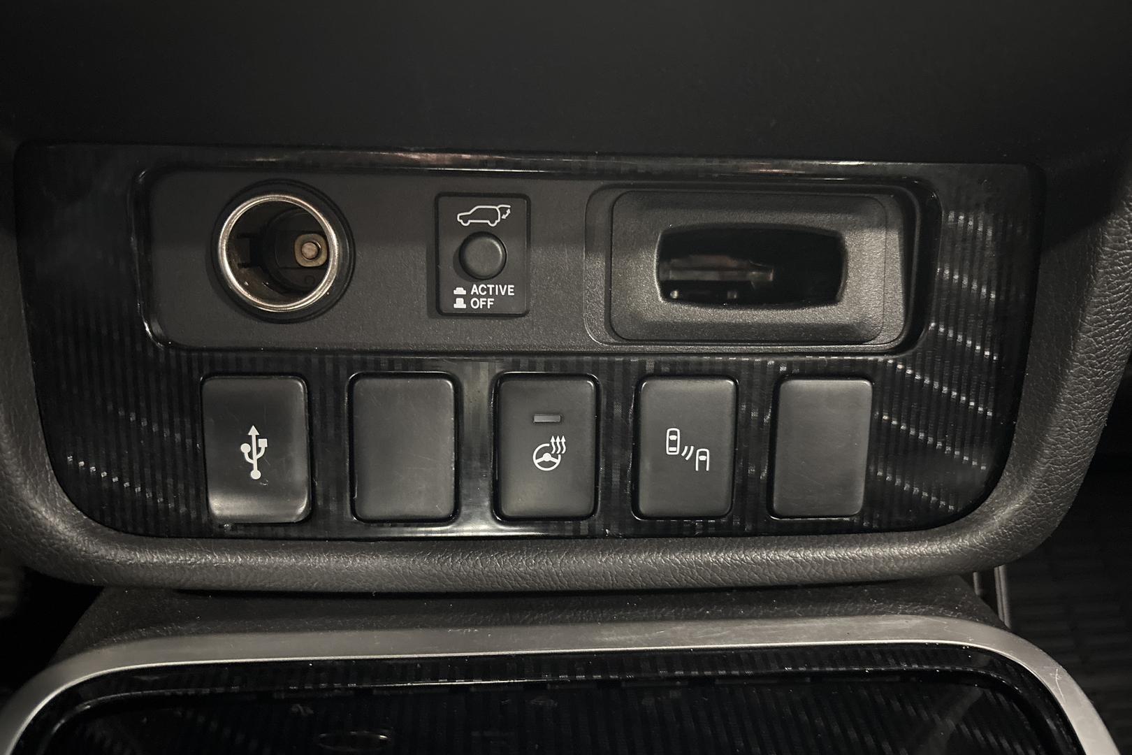 Mitsubishi Outlander PHEV 2019