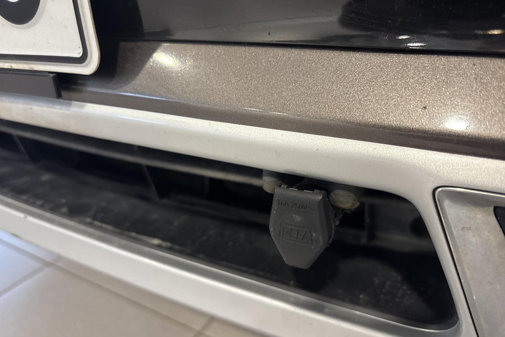 Mitsubishi Outlander PHEV 2019