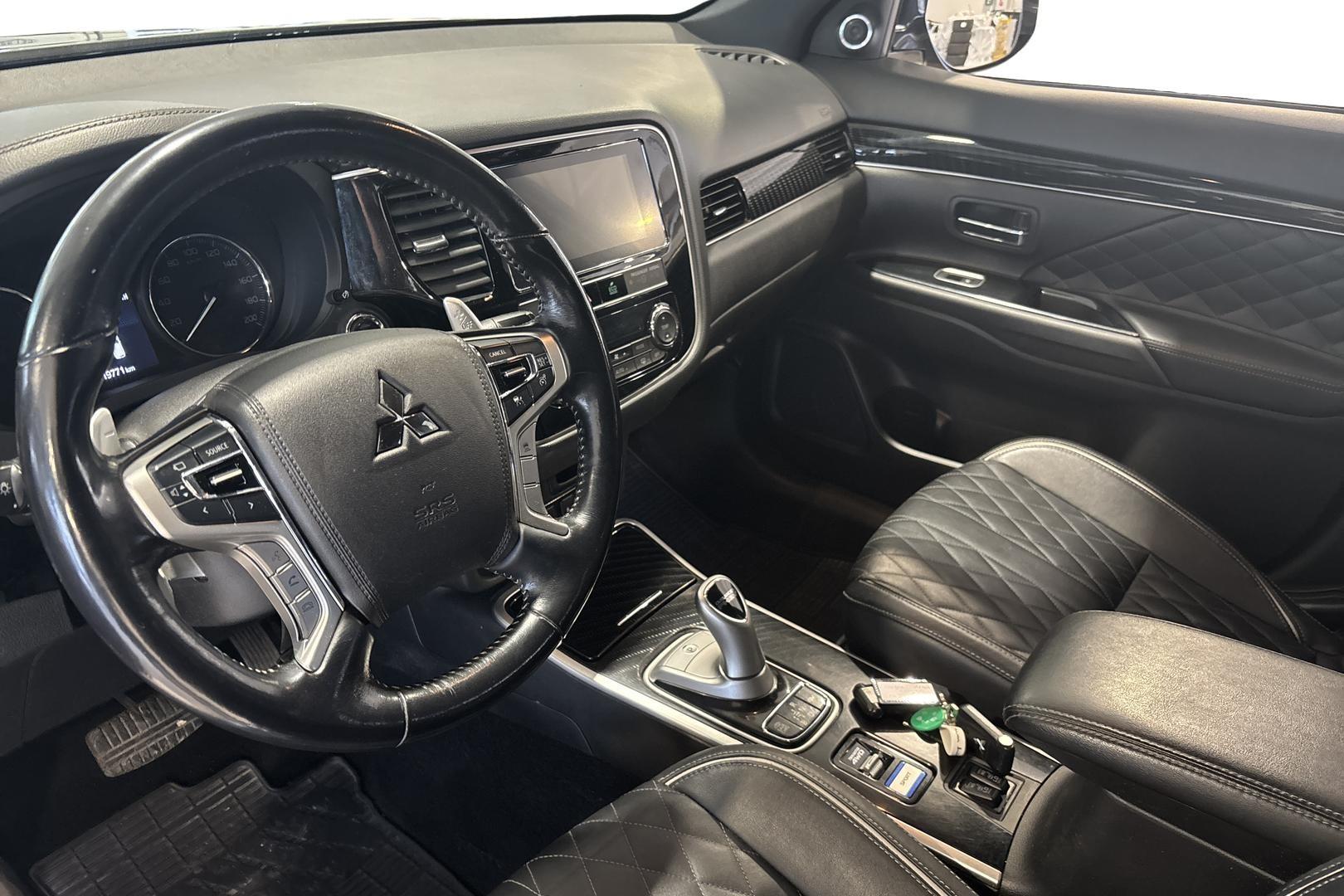 Mitsubishi Outlander PHEV 2019