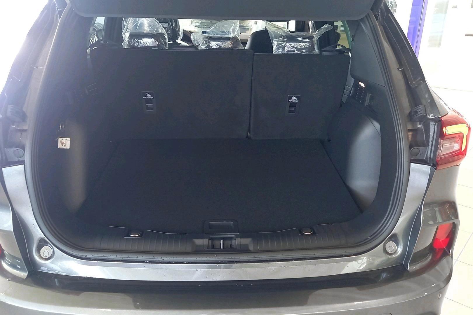 FORD Kuga 2026