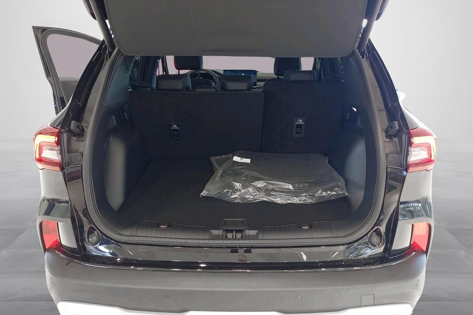 FORD Kuga 2026