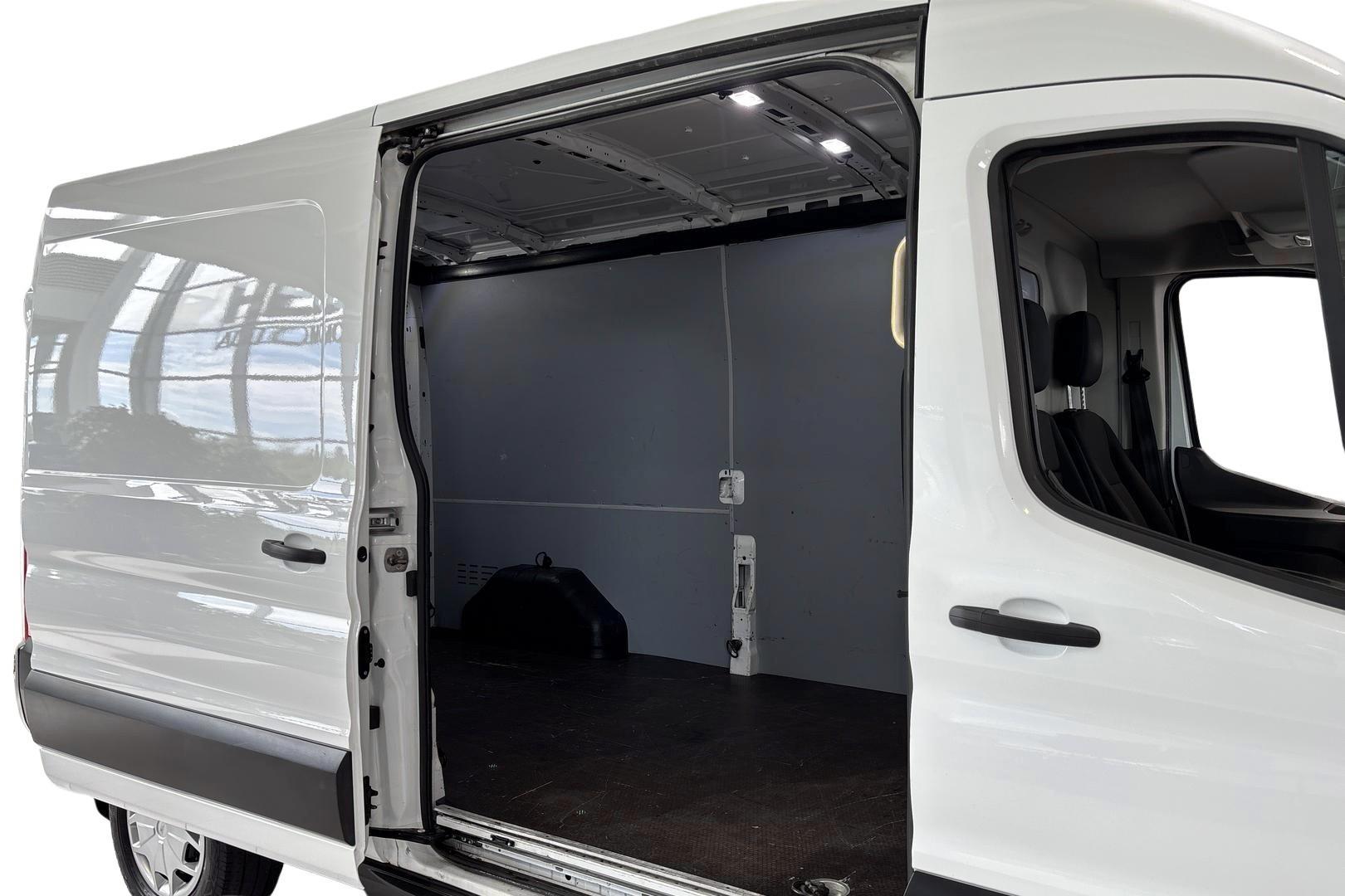 FORD TRANSIT 13