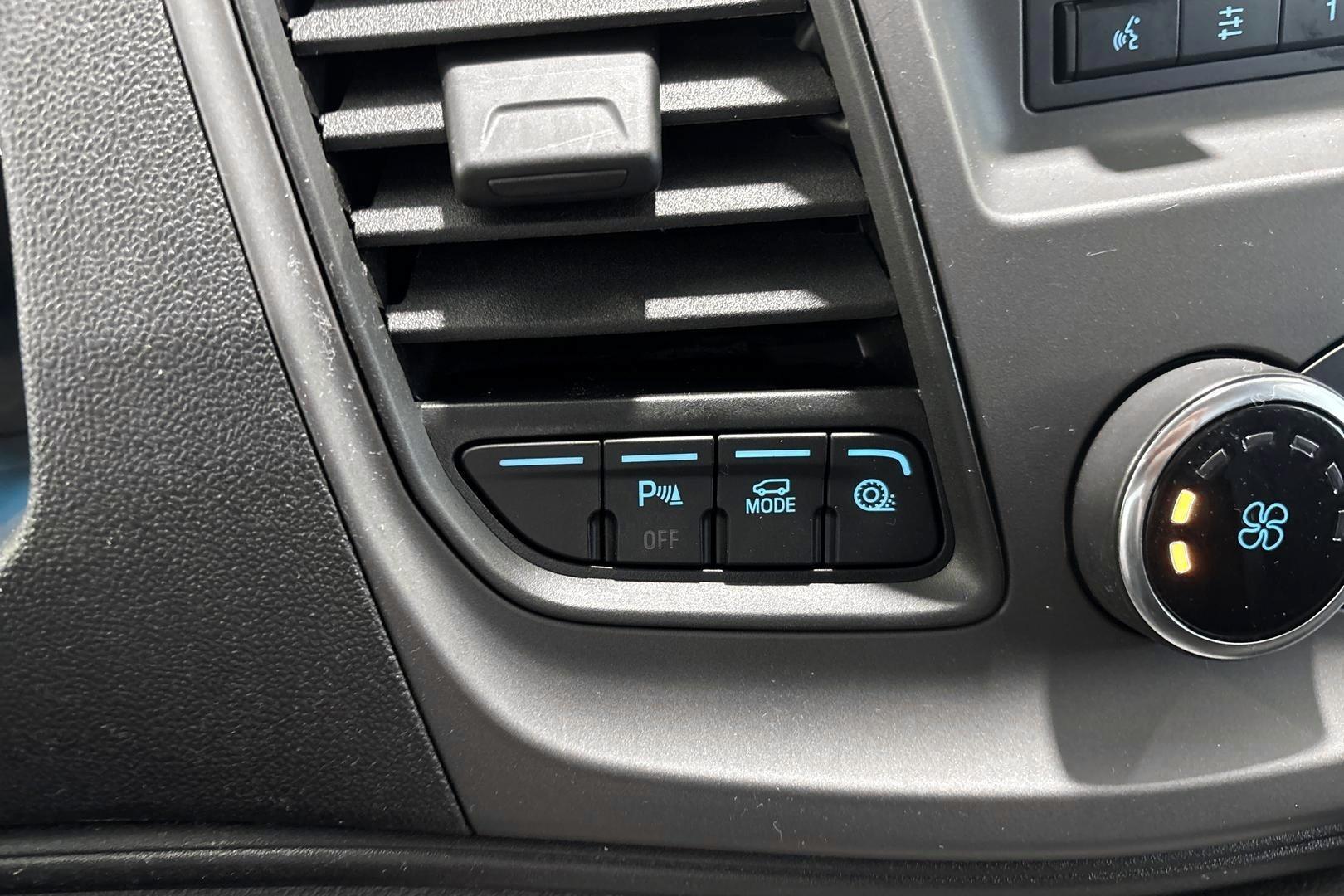FORD TRANSIT 19