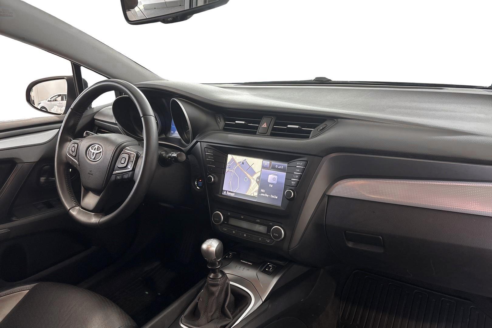 TOYOTA Avensis 14